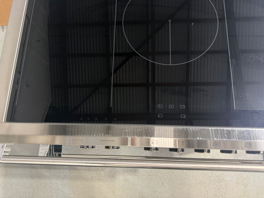 Factory second Fisher & Paykel 90cm Series 9 Classic Induction Freestanding Cooker – OR90SCI6X1 - Second Hand Appliances Geebung