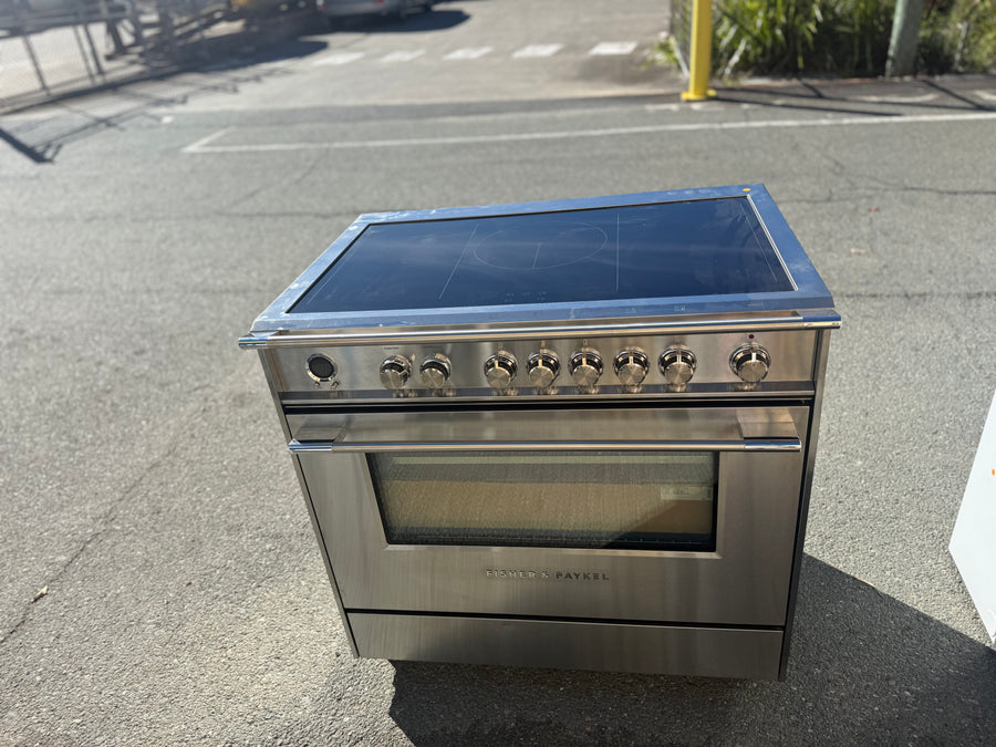 Factory second Fisher & Paykel 90cm Series 9 Classic Induction Freestanding Cooker – OR90SCI6X1 - Second Hand Appliances Geebung