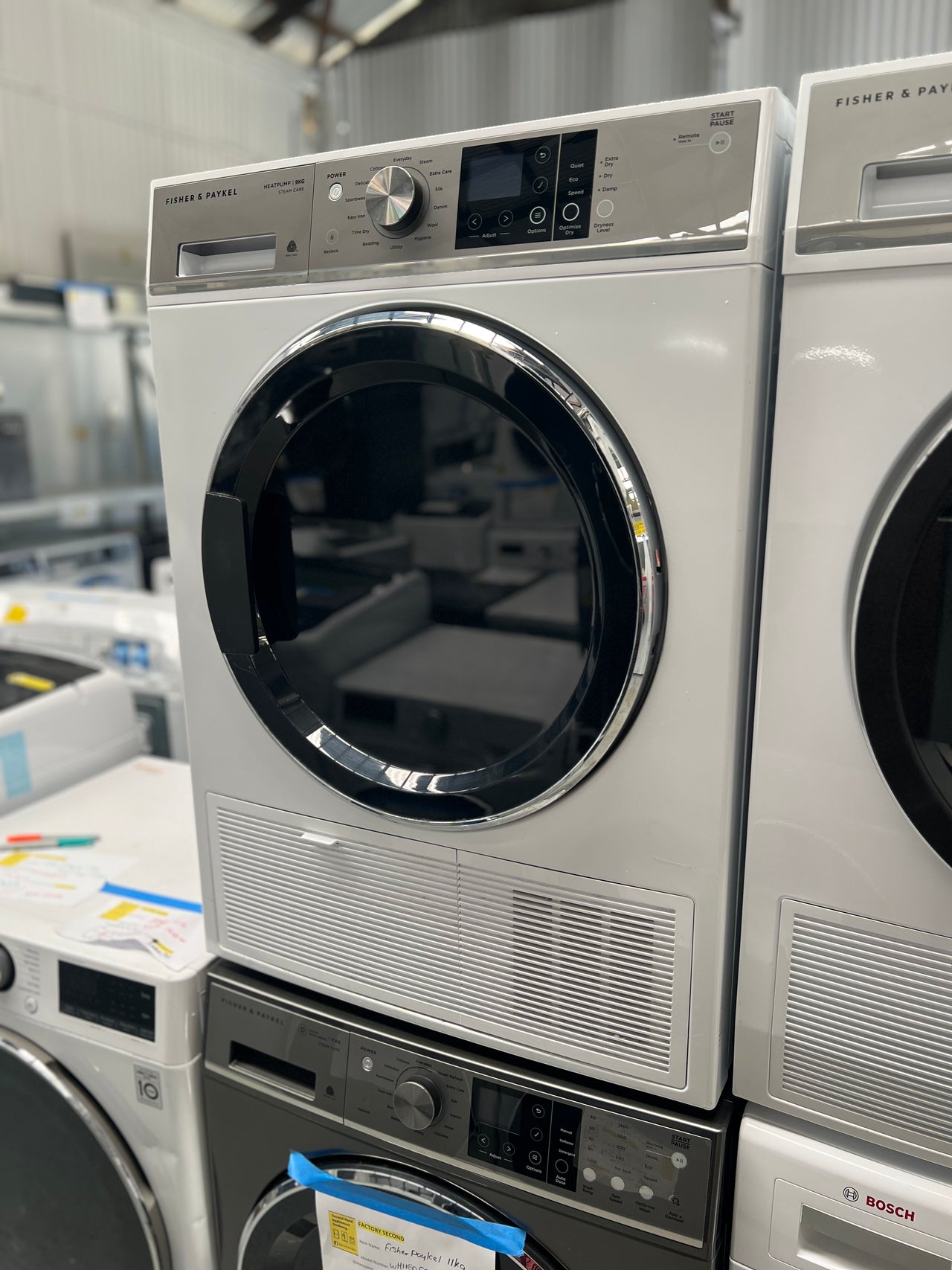 Factory second Fisher&Paykel 9kg Heat Pump Dryer White with Steam Care Model: DH9060FS1 - Second Hand Appliances Geebung