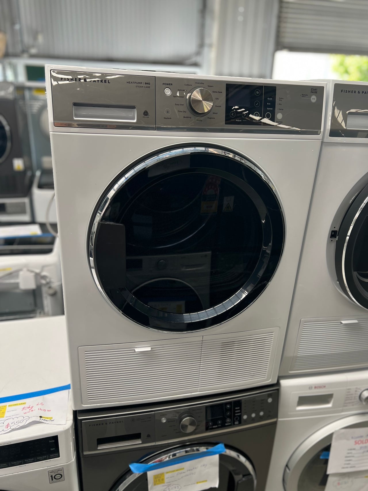Factory second Fisher&Paykel 9kg Heat Pump Dryer White with Steam Care Model: DH9060FS1 - Second Hand Appliances Geebung