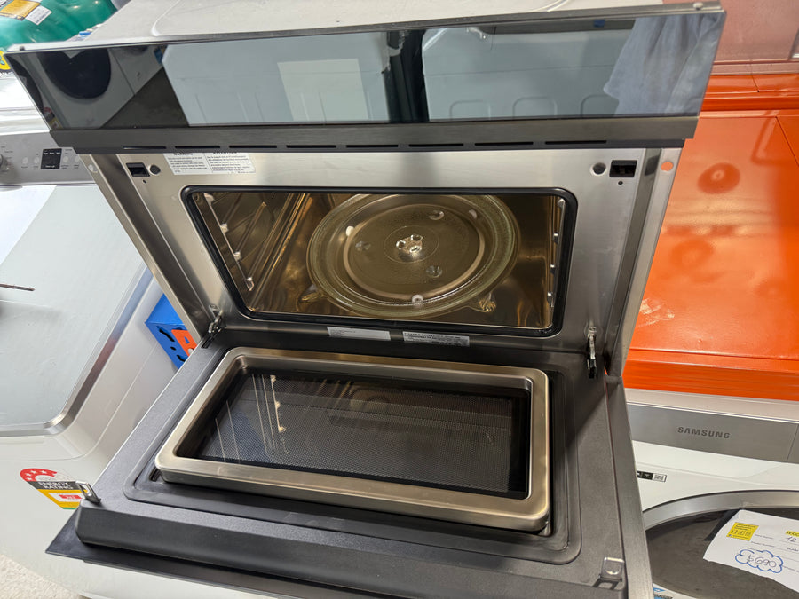 Factory second Fisher&Paykel Built-in 60cm Combination Microwave Oven OM60NDBB1 - Second Hand Appliances Geebung