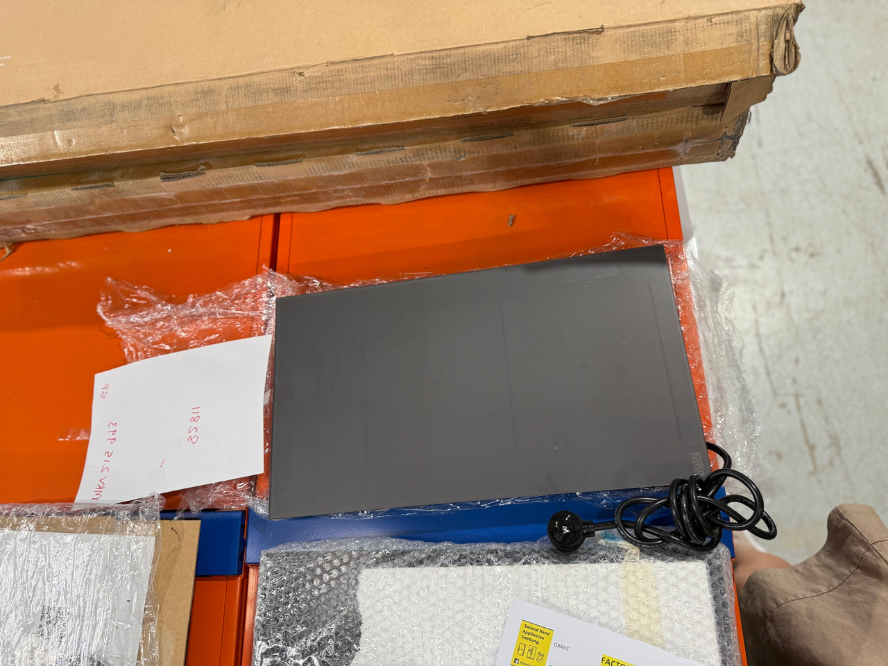 Factory second Fisher & Paykel CI302DG1 30cm Series 11 Auxiliary Induction Cooktop - Second Hand Appliances Geebung