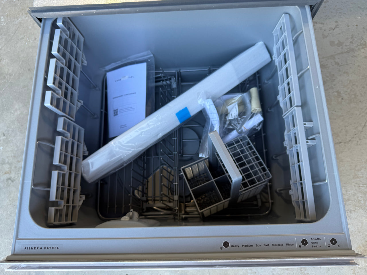Transportation damaged Fisher & Paykel DD60ST4NX9 Series 9, Contemporary Tall Single DishDrawer™ Dishwasher - Second Hand Appliances Geebung