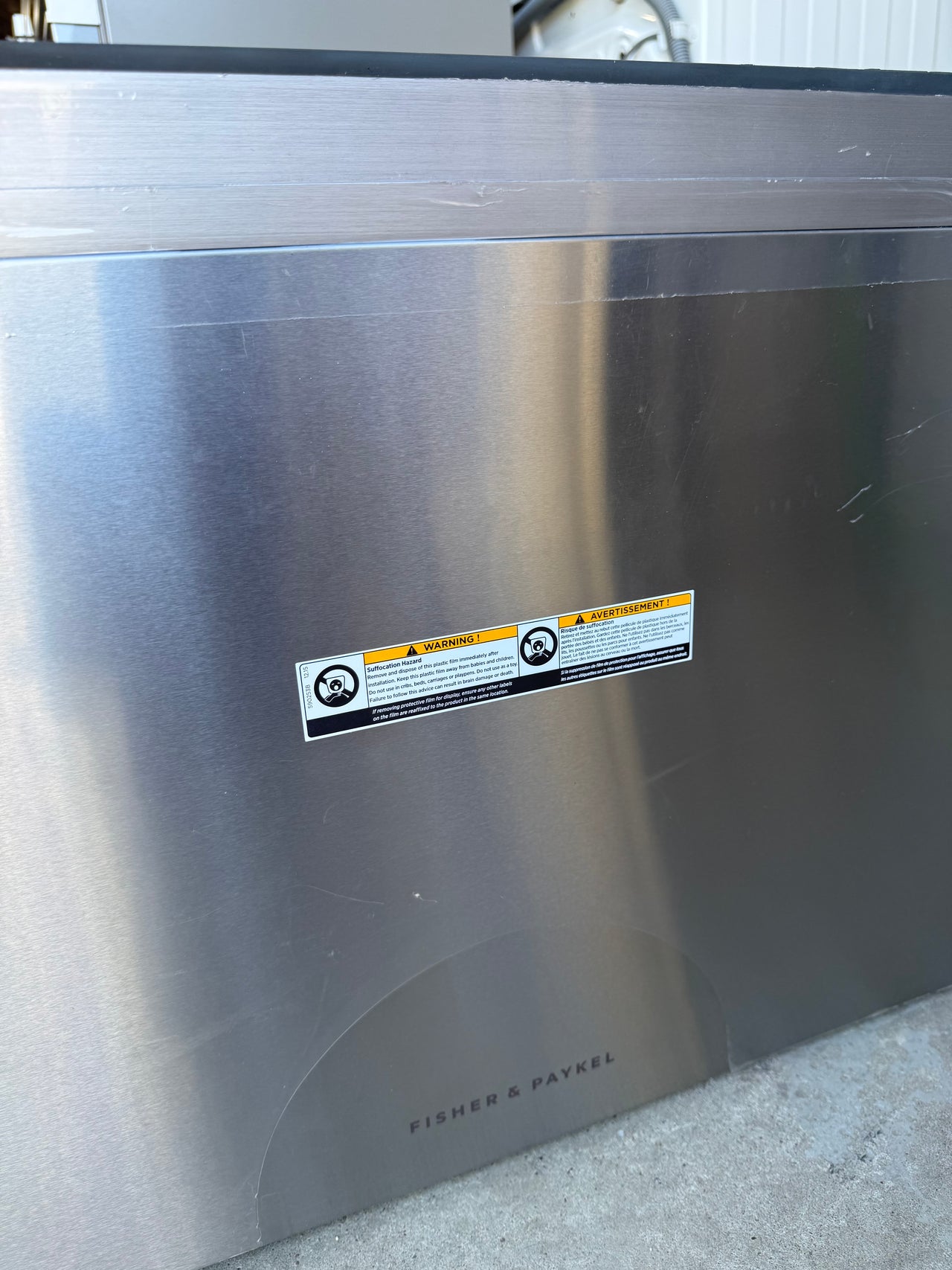 Transportation damaged Fisher & Paykel DD60ST4NX9 Series 9, Contemporary Tall Single DishDrawer™ Dishwasher - Second Hand Appliances Geebung