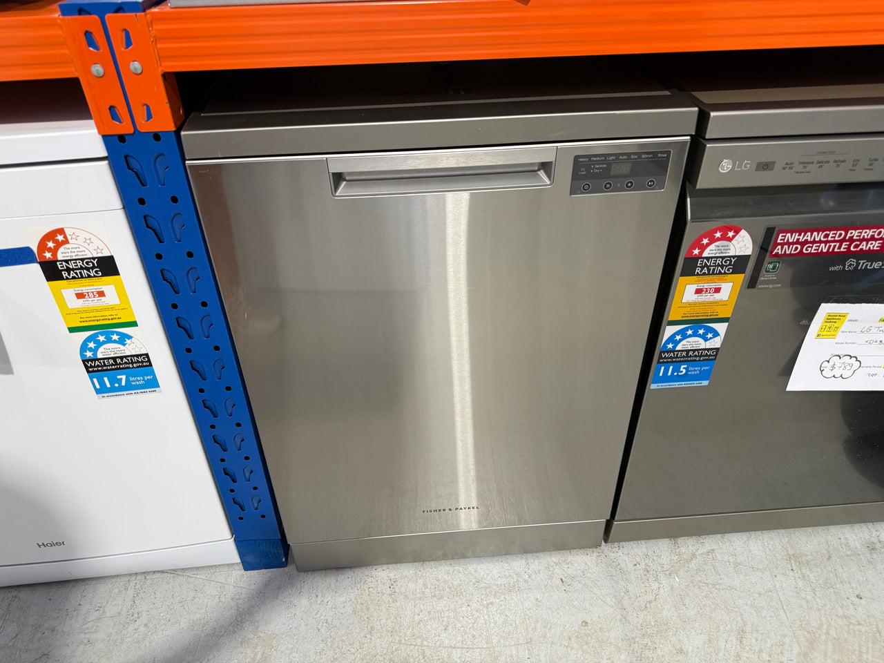 Factory second Fisher & Paykel DW60FC2X2 contemporary Series 5 freestanding dishwasher - Second Hand Appliances Geebung