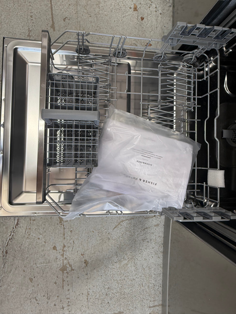 Factory second Fisher & Paykel DW60FC4B2 Series 7 freestanding dishwasher - Second Hand Appliances Geebung