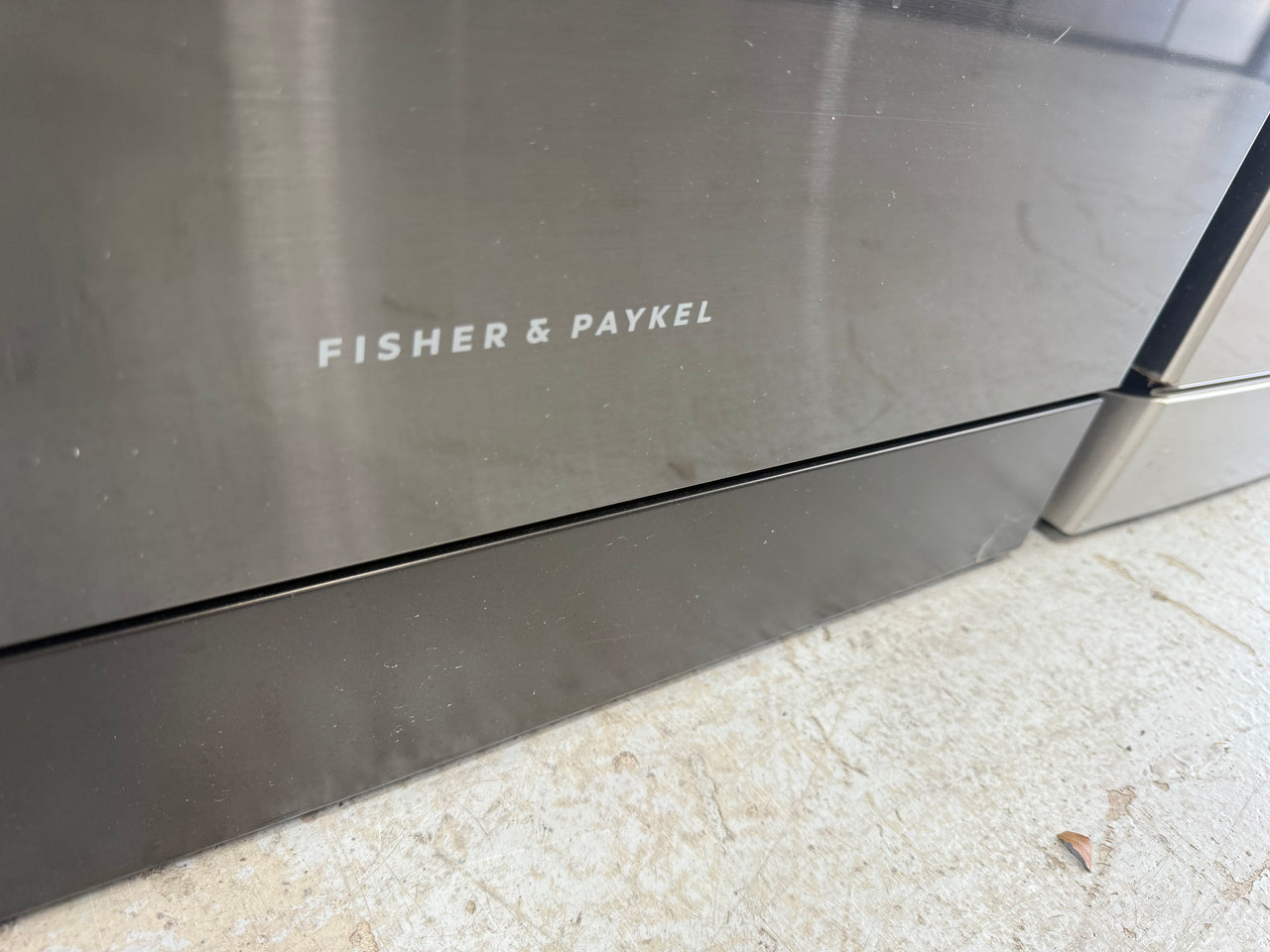 Factory second Fisher & Paykel DW60FC4B2 Series 7 freestanding dishwasher - Second Hand Appliances Geebung