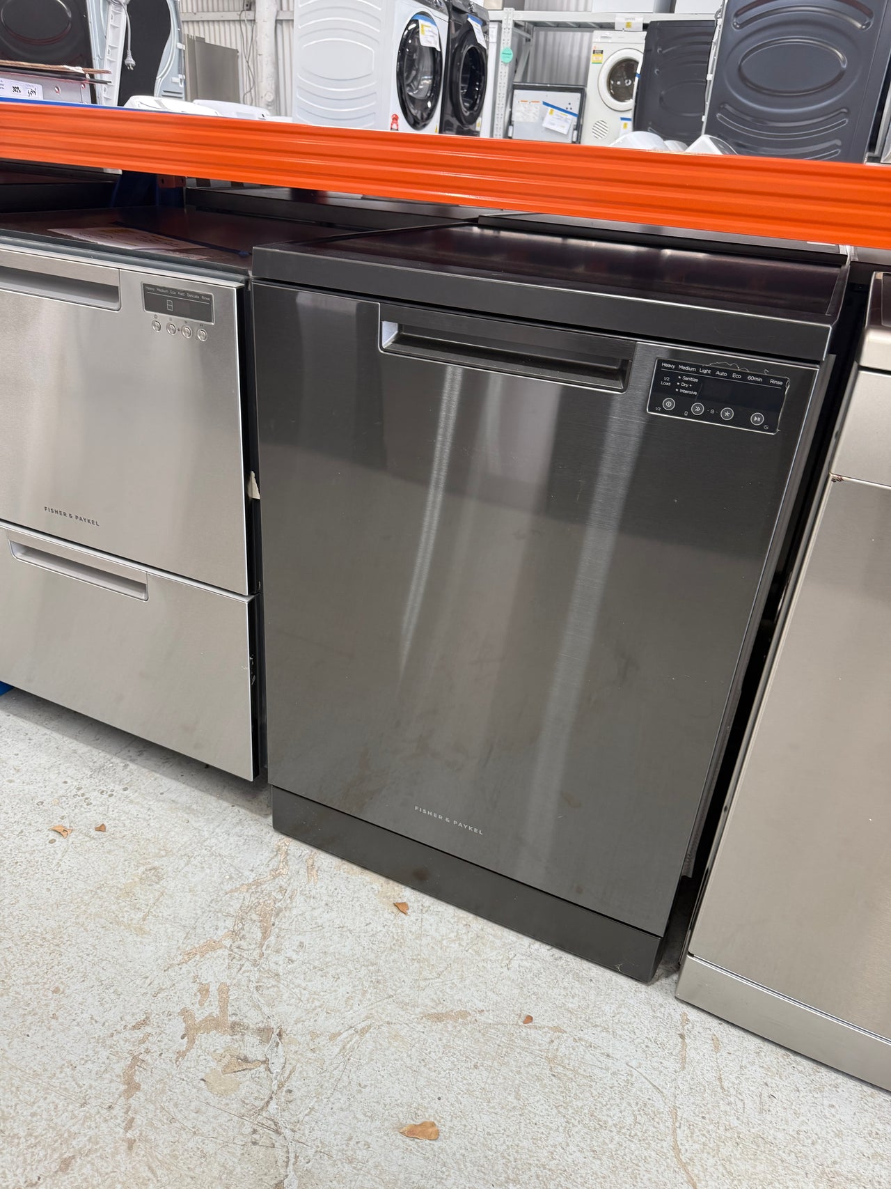 Factory second Fisher & Paykel DW60FC4B2 Series 7 freestanding dishwasher - Second Hand Appliances Geebung