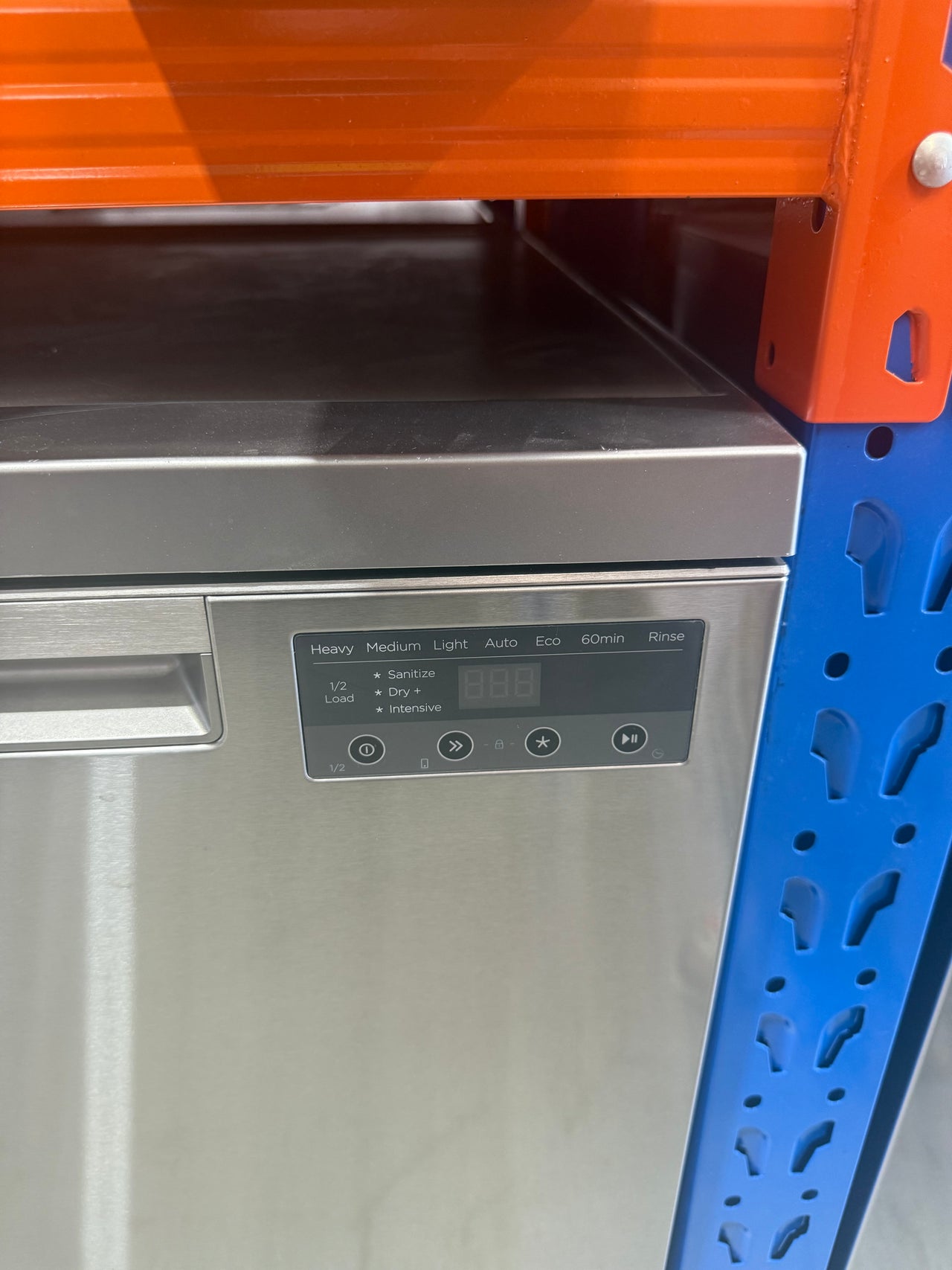 Factory second Fisher & Paykel DW60FC4X3 60 cm Freestanding Dishwasher - Second Hand Appliances Geebung