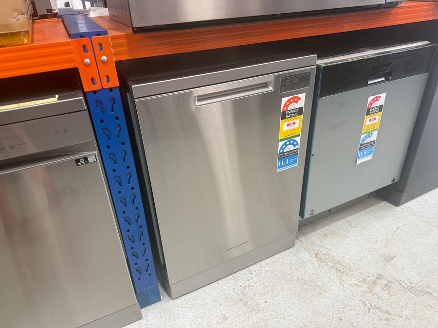 Factory second Fisher & Paykel DW60FC4X3 60 cm Freestanding Dishwasher - Second Hand Appliances Geebung