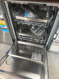 Thumbnail for Factory second Fisher & Paykel DW60UN2B2 60cm built-under dishwasher - Second Hand Appliances Geebung