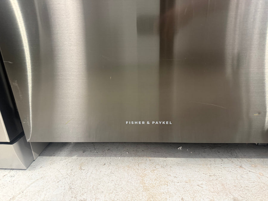 Factory second Fisher & Paykel DW60UN2B2 60cm built-under dishwasher - Second Hand Appliances Geebung