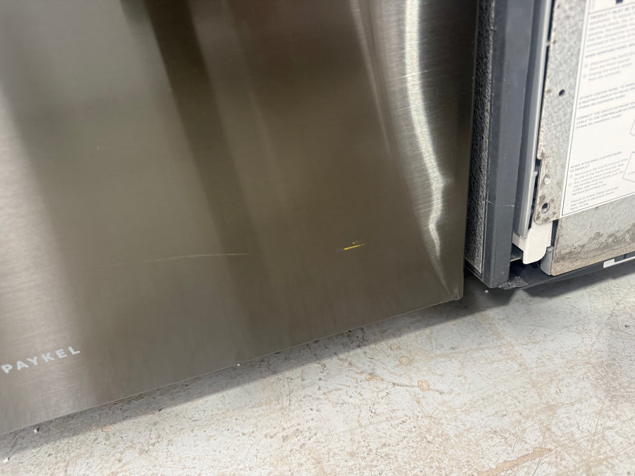 Factory second Fisher & Paykel DW60UN2B2 60cm built-under dishwasher - Second Hand Appliances Geebung