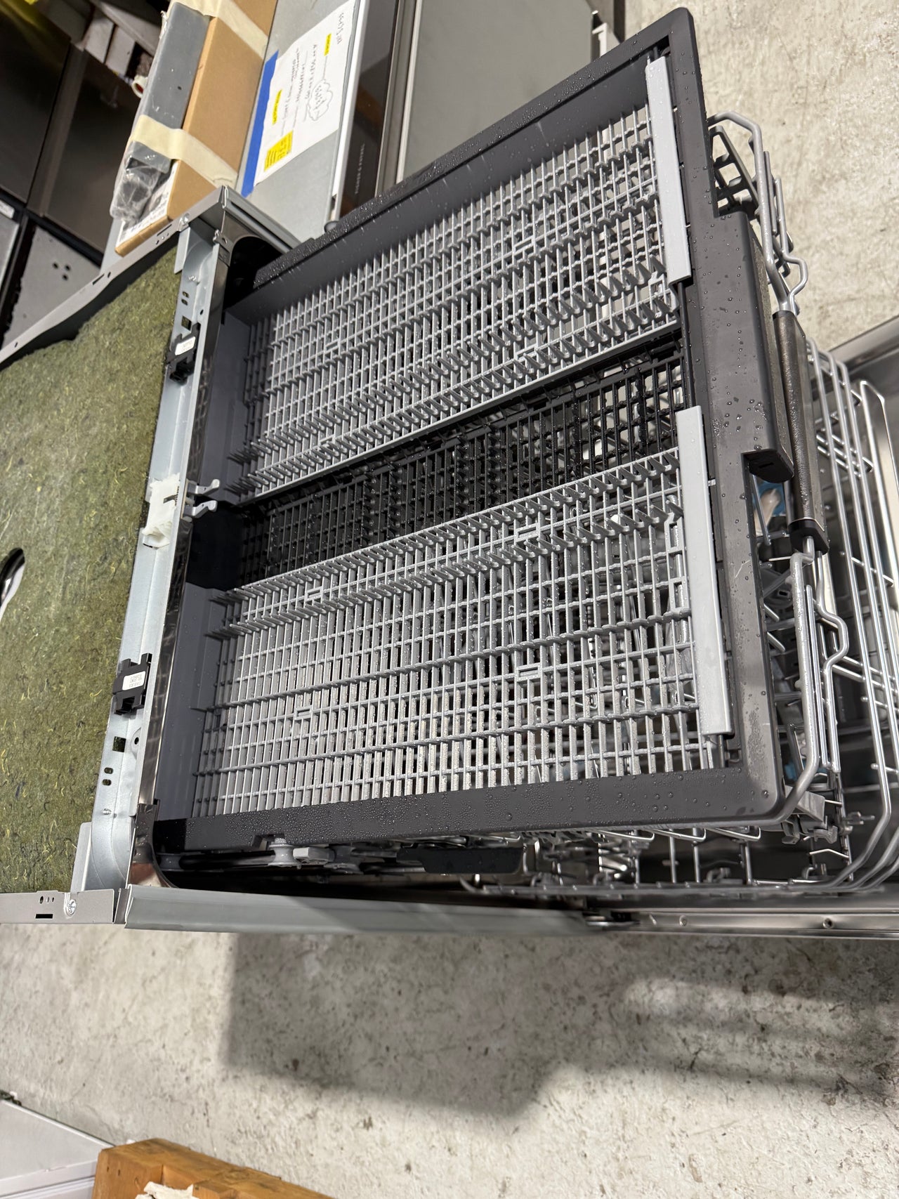 Factory second Fisher & Paykel Fully Integrated Dishwasher DW60U6I1 - Second Hand Appliances Geebung