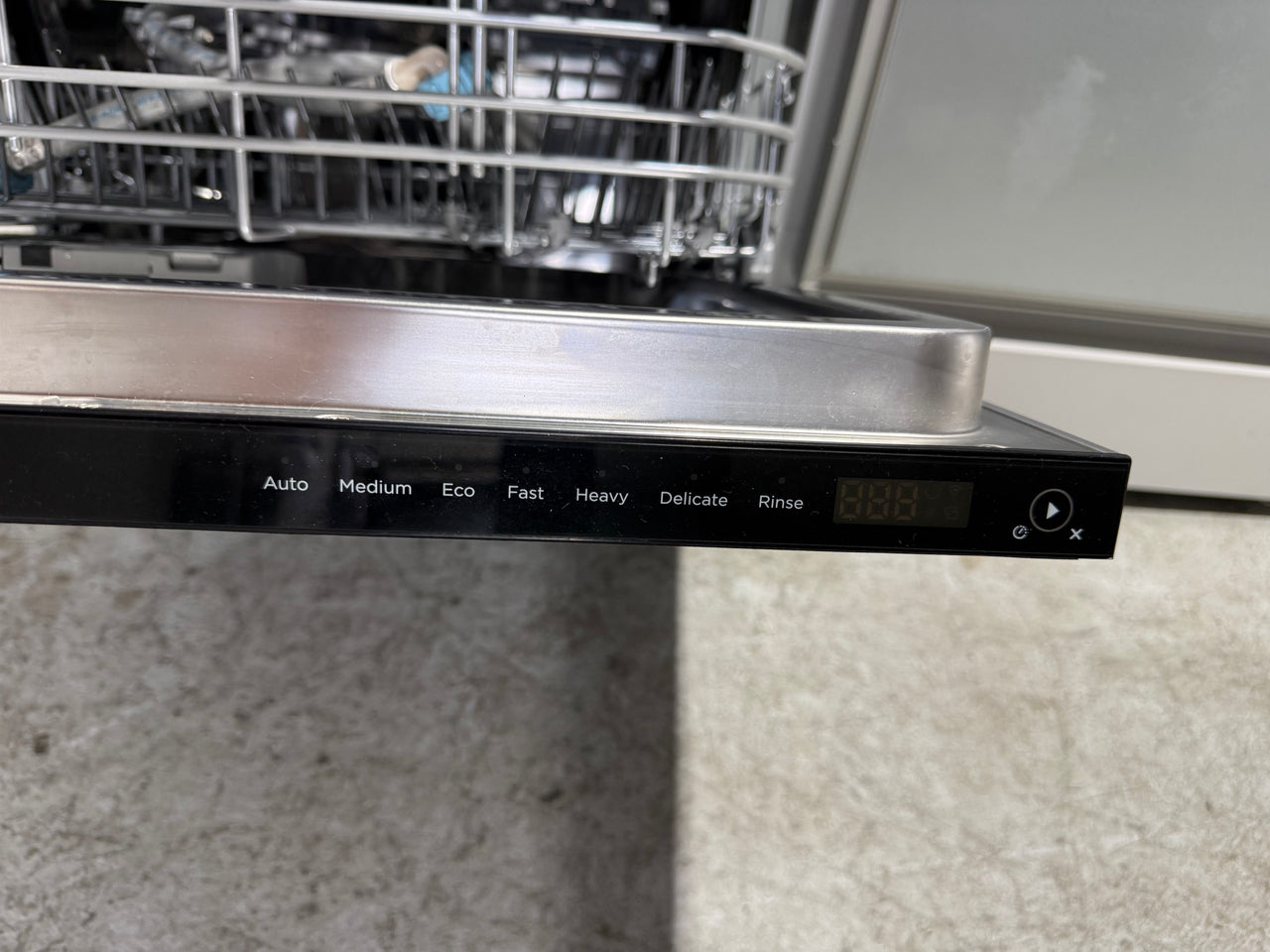 Factory second Fisher & Paykel Fully Integrated Dishwasher DW60U6I1 - Second Hand Appliances Geebung