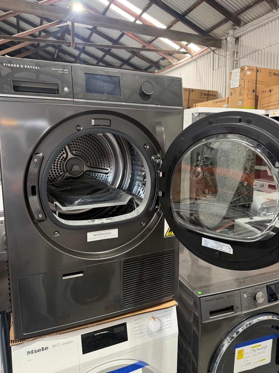 Factory second Fisher & Paykel Heat Pump Dryer with Steam Care – DH9060HG1 - Second Hand Appliances Geebung
