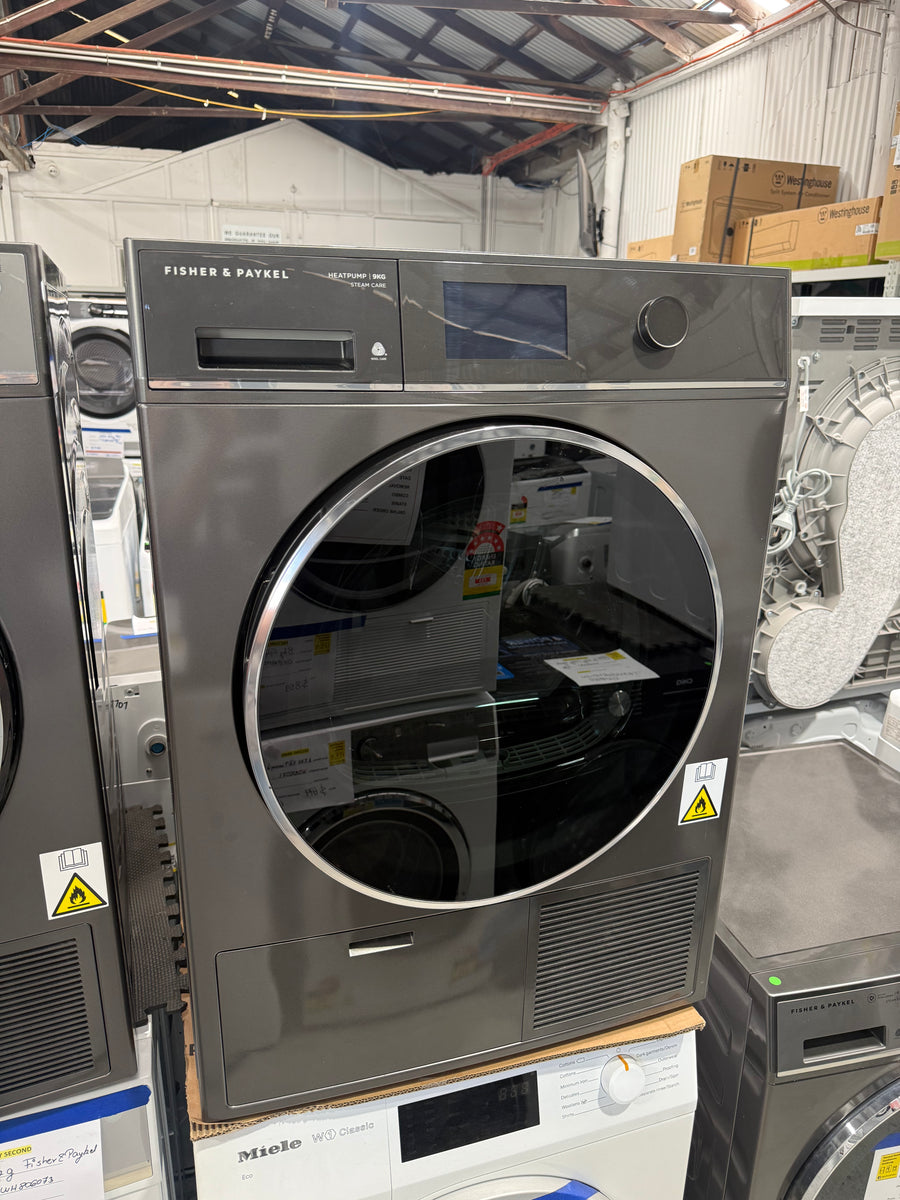 Factory second Fisher & Paykel Heat Pump Dryer with Steam Care – DH9060HG1 - Second Hand Appliances Geebung