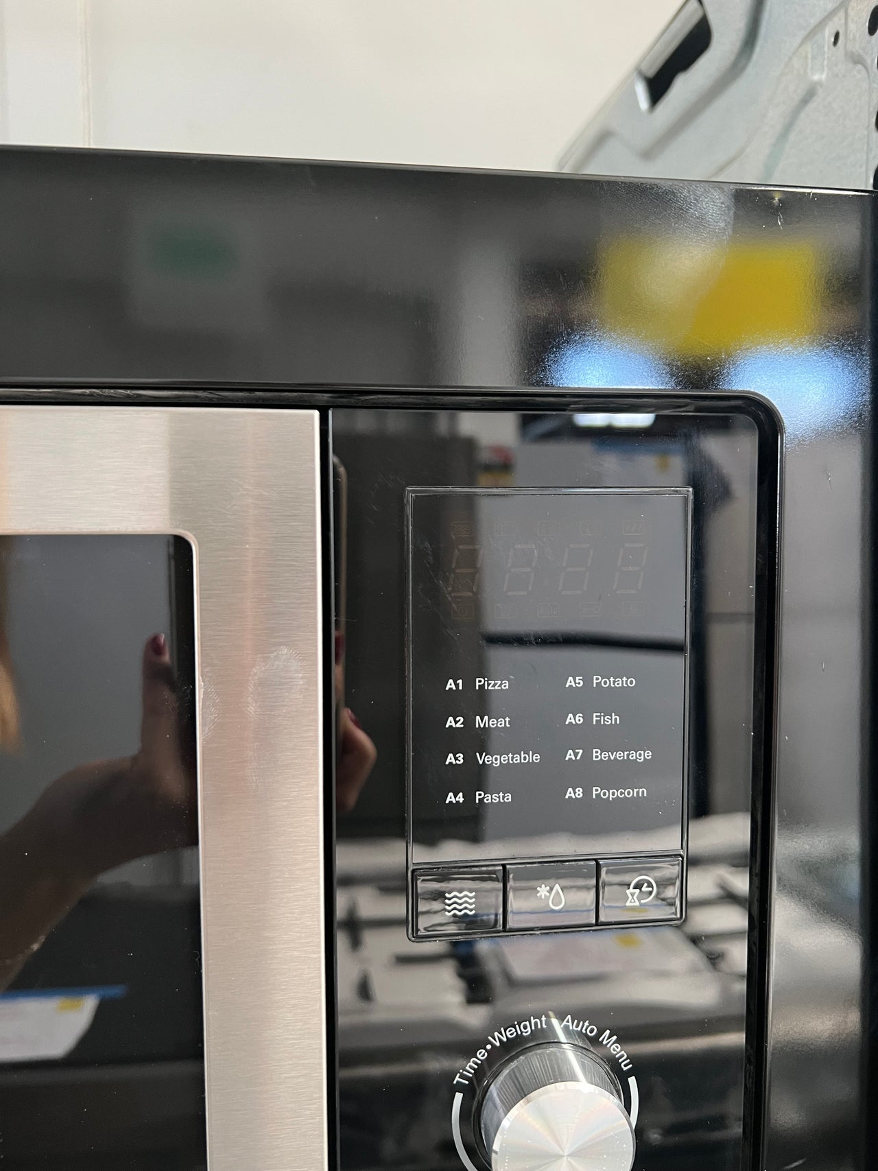 Factory second Fisher&Paykel Microwave oven, 60cm, OM25BLSB1 - Second Hand Appliances Geebung