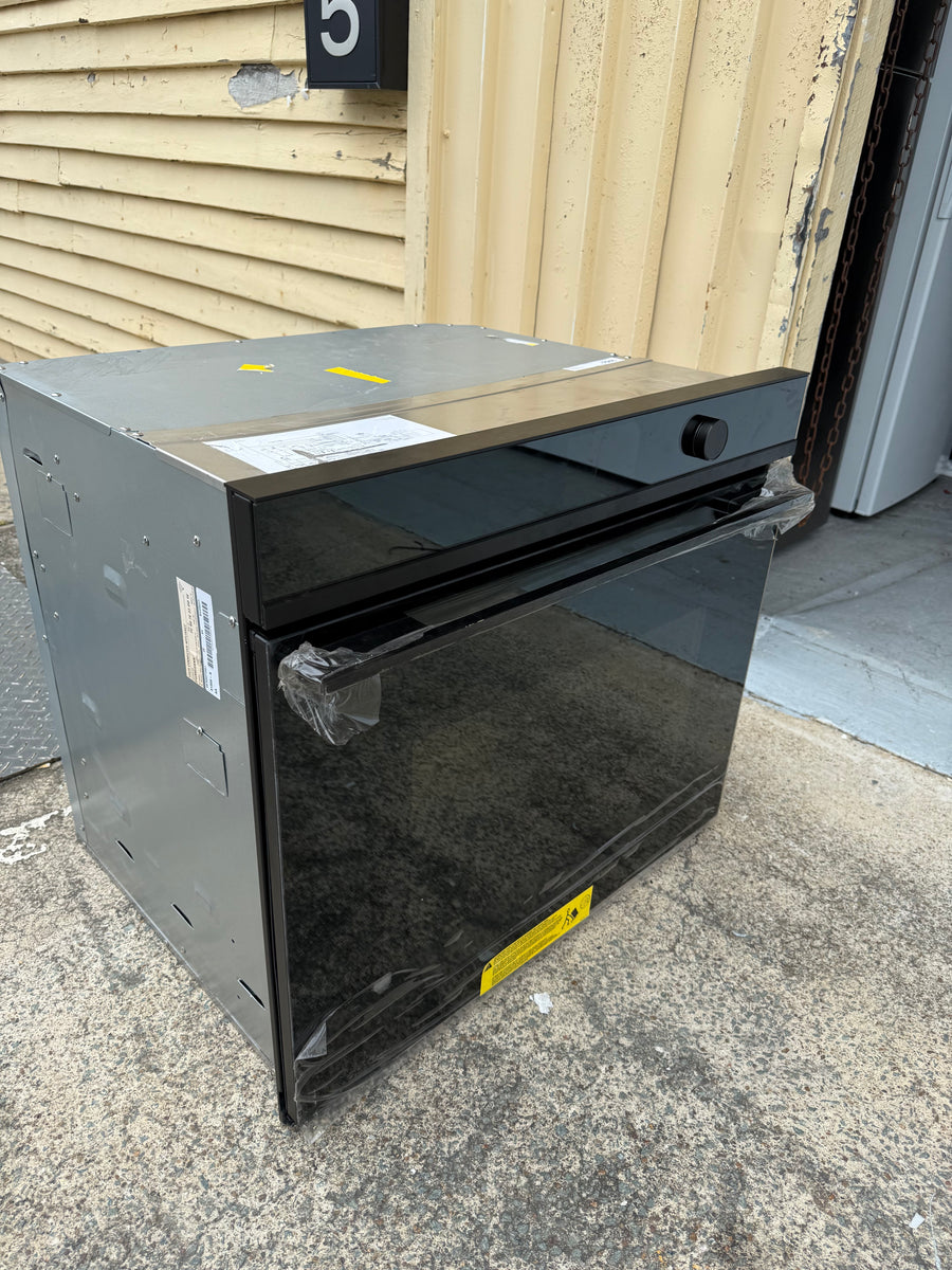 Factory second Fisher & Paykel OB76SDPTDB1 premium 76cm built-in oven - Second Hand Appliances Geebung