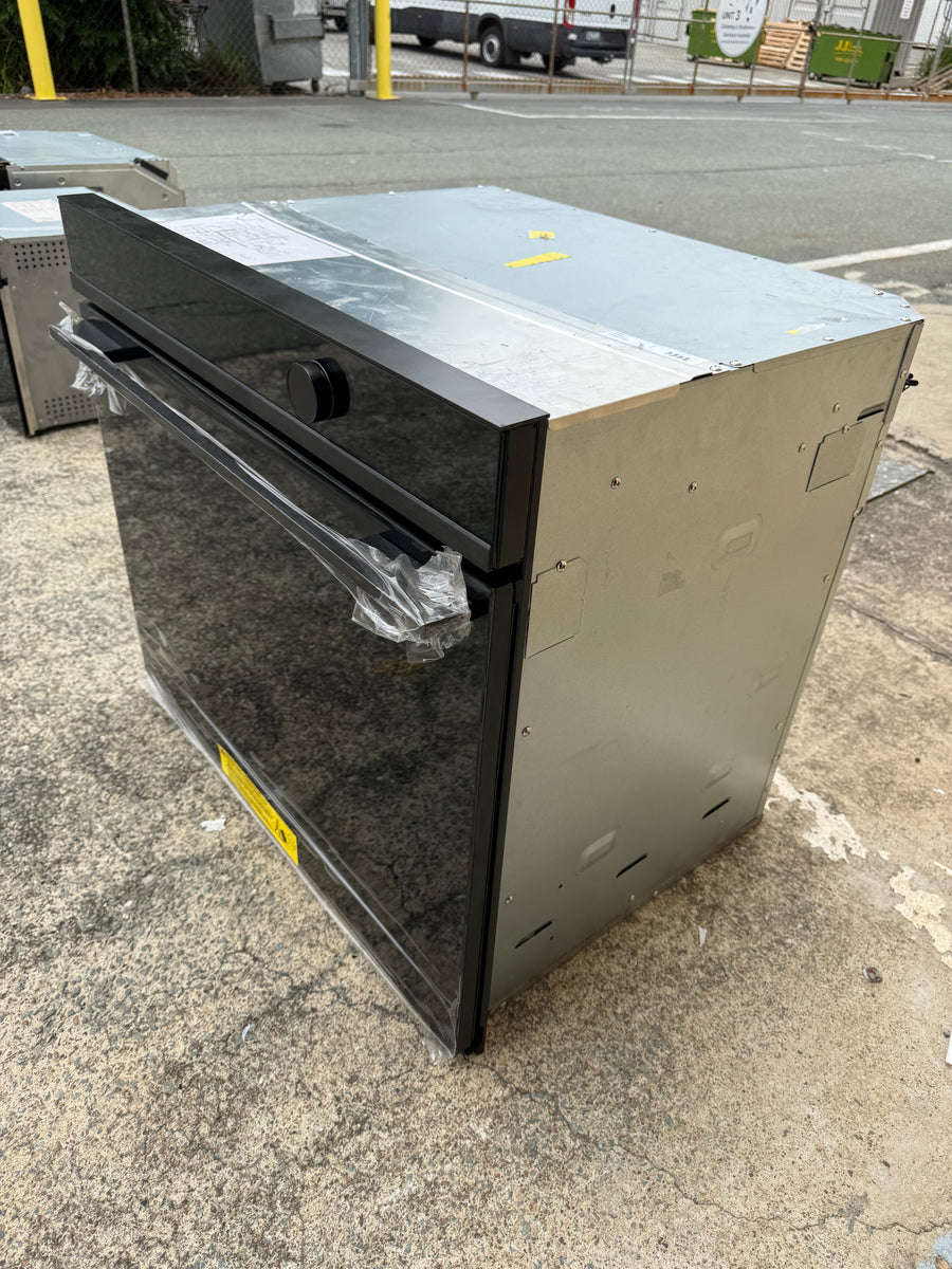 Factory second Fisher & Paykel OB76SDPTDB1 premium 76cm built-in oven - Second Hand Appliances Geebung