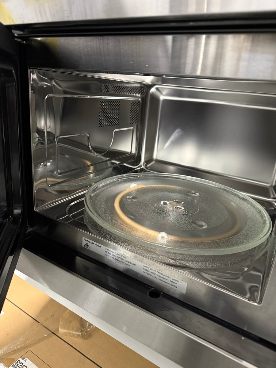 Factory second Fisher&Paykel OM25BLSX1 60cm Series 5 Compact Microwave Oven - Second Hand Appliances Geebung