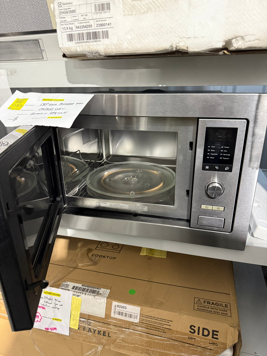 Factory second Fisher&Paykel OM25BLSX1 60cm Series 5 Compact Microwave Oven - Second Hand Appliances Geebung