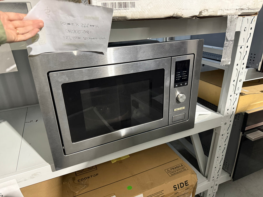 Factory second Fisher&Paykel OM25BLSX1 60cm Series 5 Compact Microwave Oven - Second Hand Appliances Geebung
