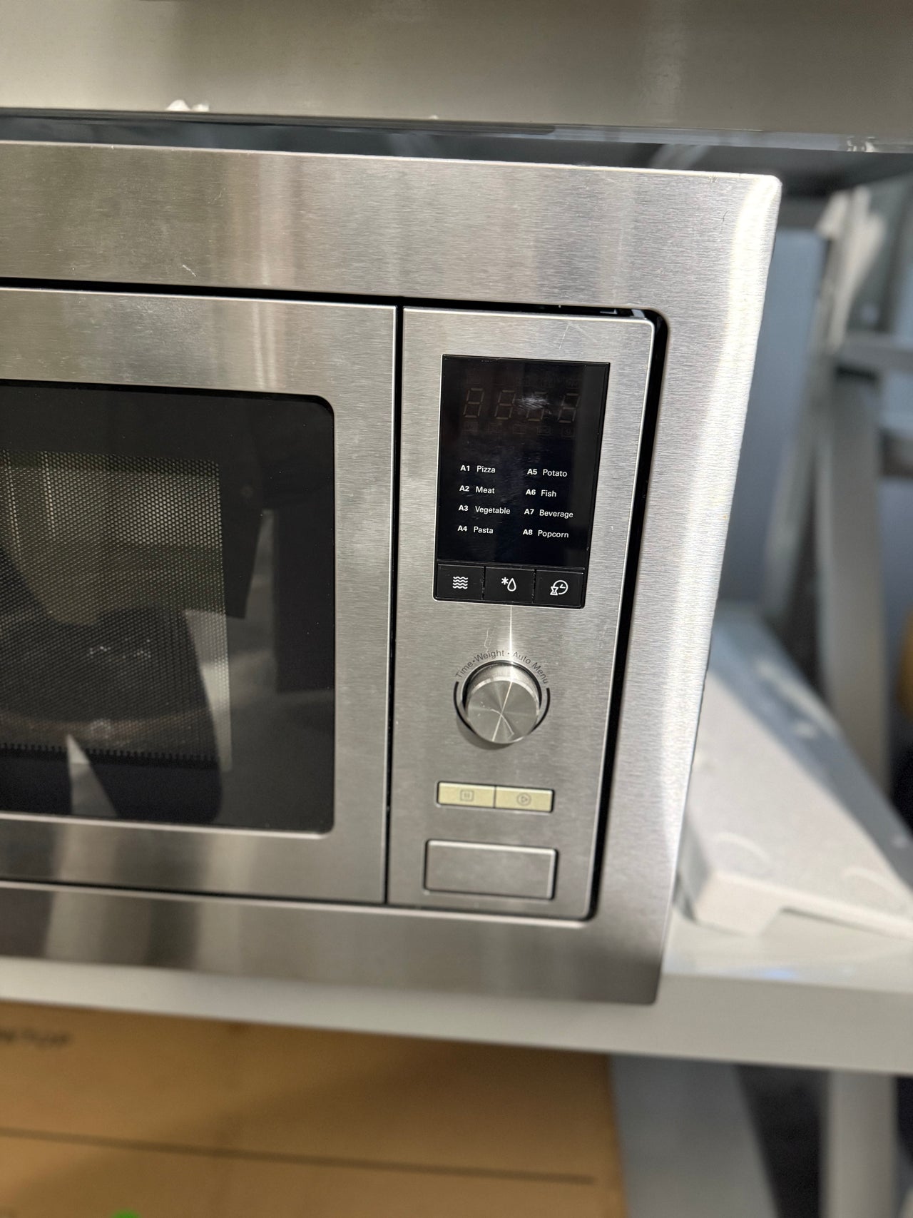 Factory second Fisher&Paykel OM25BLSX1 60cm Series 5 Compact Microwave Oven - Second Hand Appliances Geebung