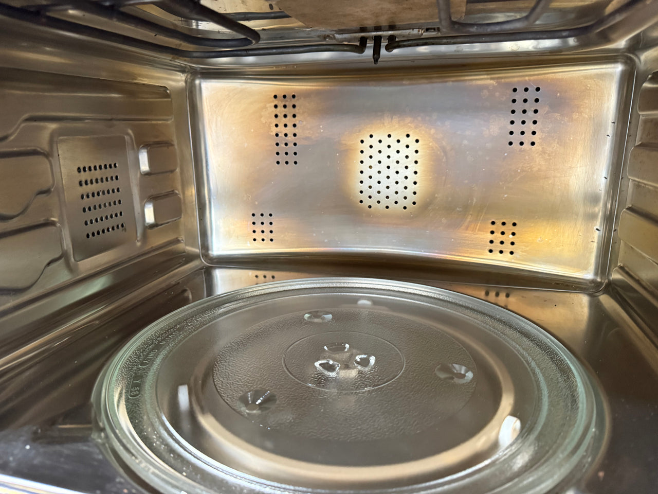 Factory second Fisher & Paykel OM60NDBB1 – 60 cm Combination Microwave Oven (Black Steel, Series 9) - Second Hand Appliances Geebung