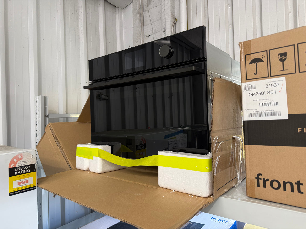 Factory second Fisher&Paykel OM60NMTDB1 60cm Series 9 Minimal Compact Combination Microwave Oven - Second Hand Appliances Geebung