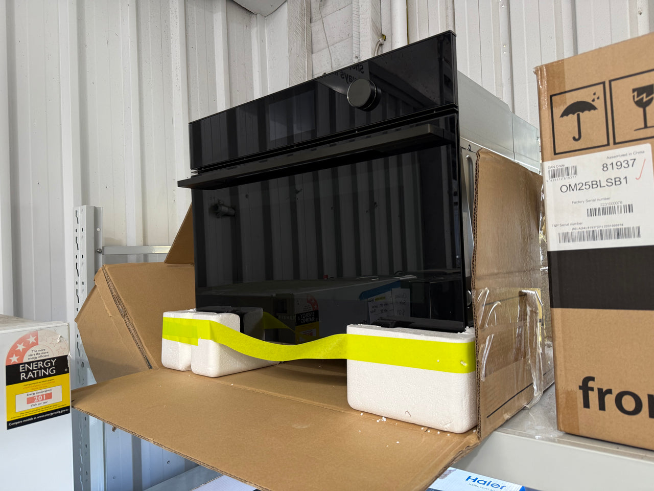 Factory second Fisher&Paykel OM60NMTDB1 60cm Series 9 Minimal Compact Combination Microwave Oven - Second Hand Appliances Geebung