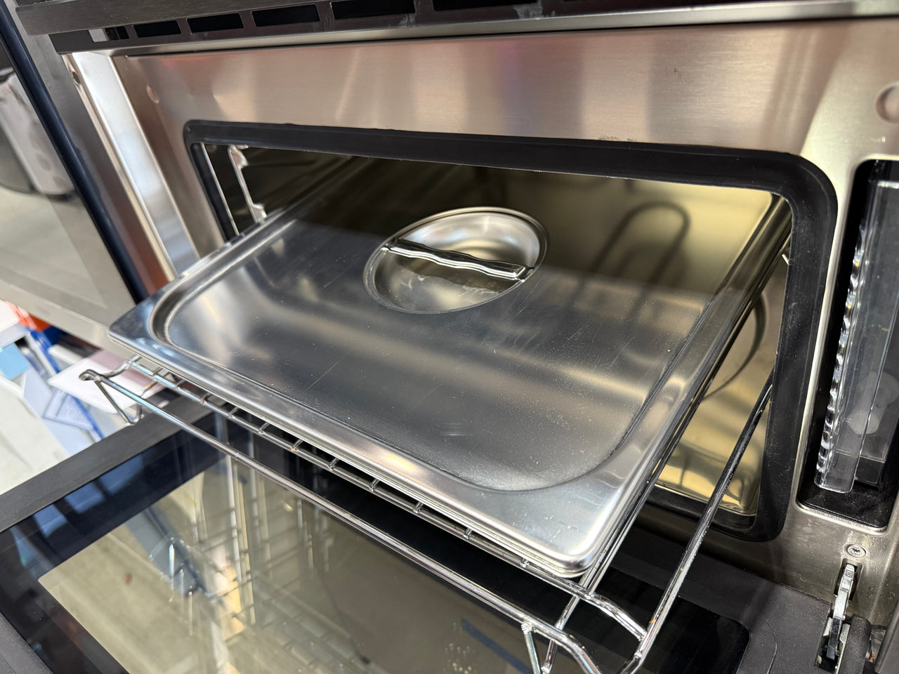 Factory second Fisher & Paykel OS60NDB1 60cm Built-in Combination Steam Oven - Second Hand Appliances Geebung