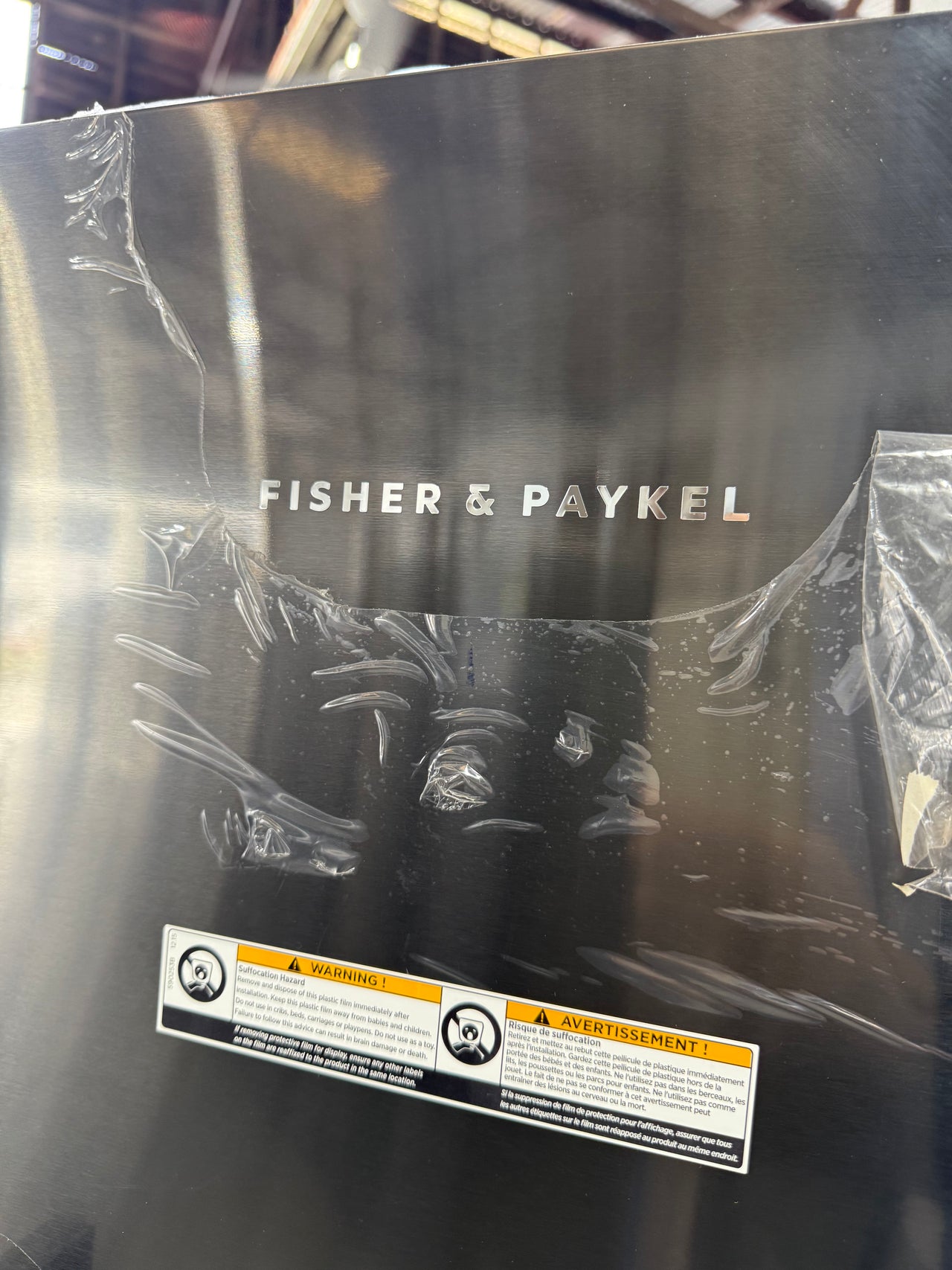 Factory second Fisher & Paykel RF522ADUB5 487L French Door Refrigerator - Second Hand Appliances Geebung