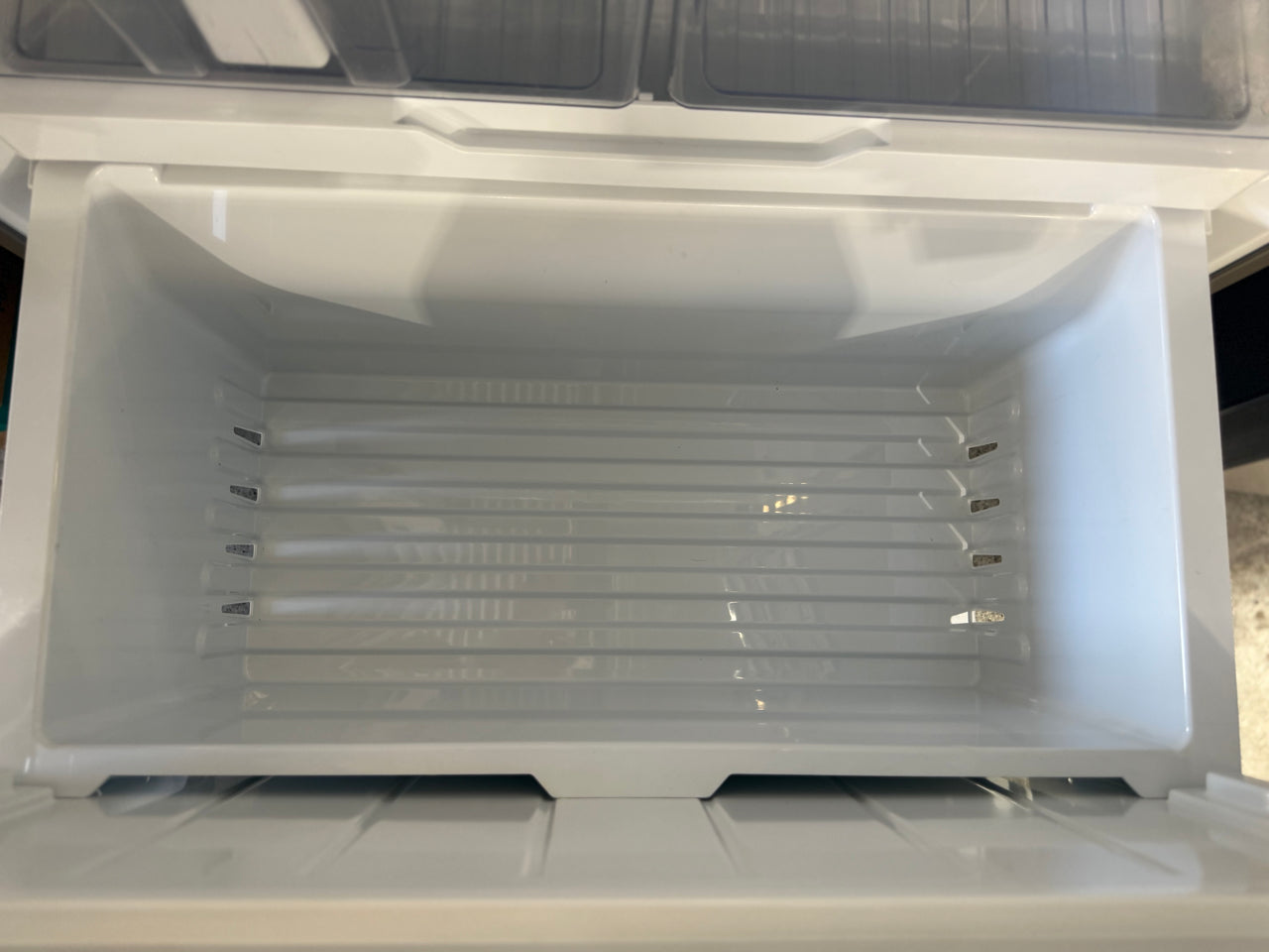 Factory second Fisher & Paykel RF610ADUX5 569L French Door Fridge with Ice & Water - Second Hand Appliances Geebung