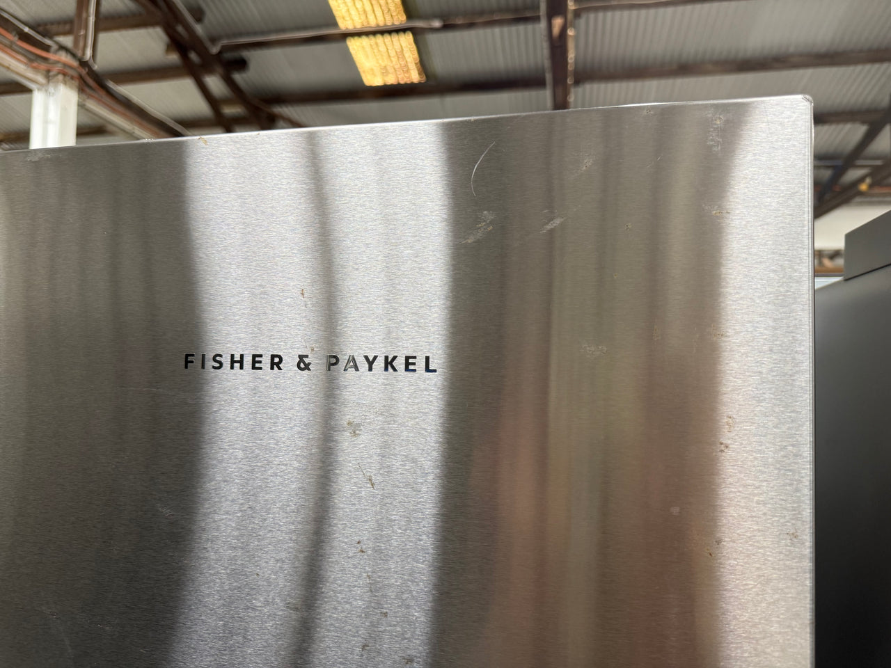 Factory second Fisher&Paykel RF610ADUX5 569L French Door Refrigerator - Second Hand Appliances Geebung