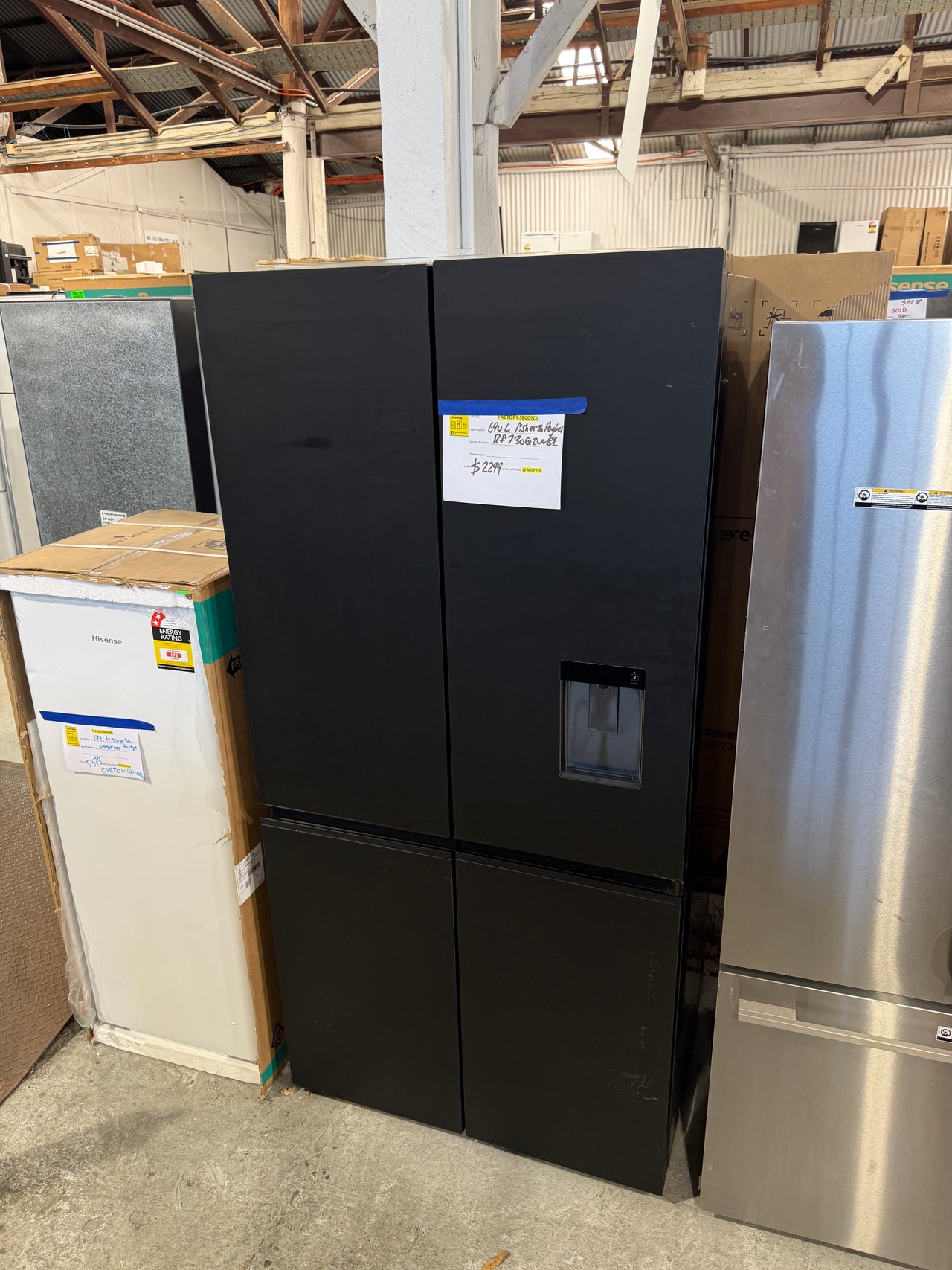 Factory second Fisher&Paykel RF730QZUVB1 690L Quad Door Fridge Freezer – Matte Black - Second Hand Appliances Geebung