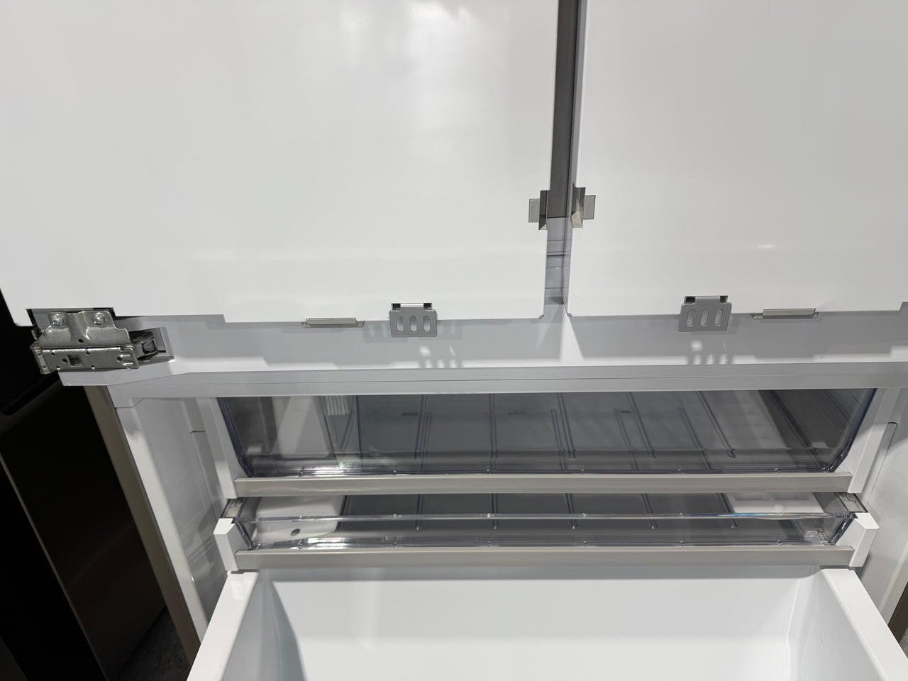 Factory second Fisher &Paykel RS90A1 476L Integrated French Door Fridge – Premium Built-In Refrigerator for Modern Kitchens - Second Hand Appliances Geebung