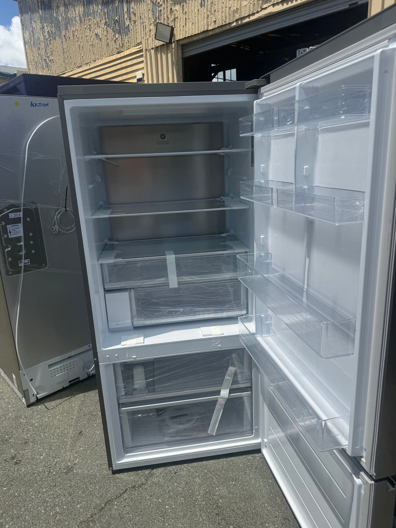 Buy Factory second Fisher & Paykel Series 5 515 L Bottom Mount Refrigerator – RF505BRNX1 (Plumbed Ice & Water) |  | [product_variant] | Second Hand Appliances Geebung Brisbane