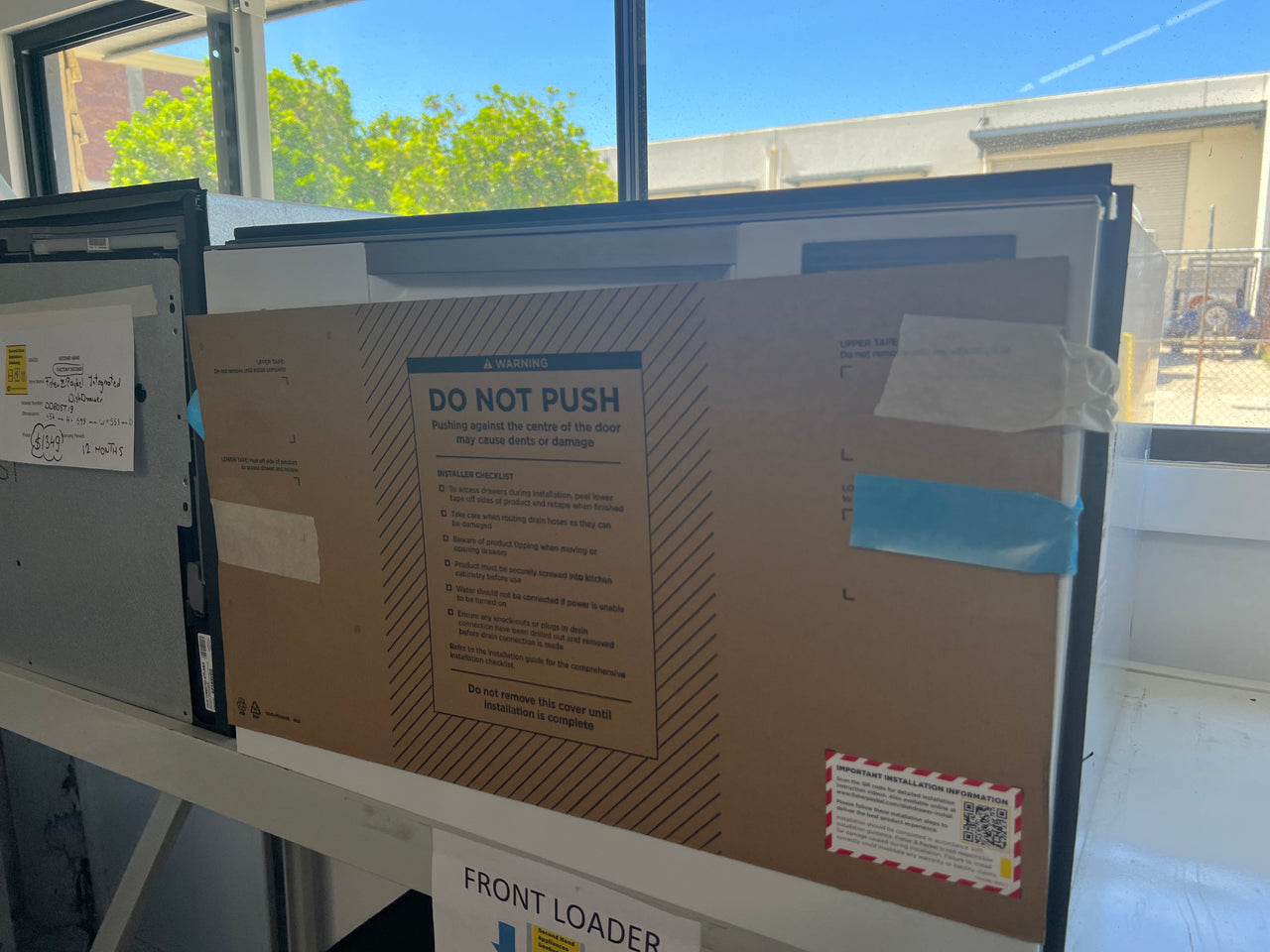 Factory second Fisher&Paykel Single DishDrawer - white DD60SCW9 - Second Hand Appliances Geebung