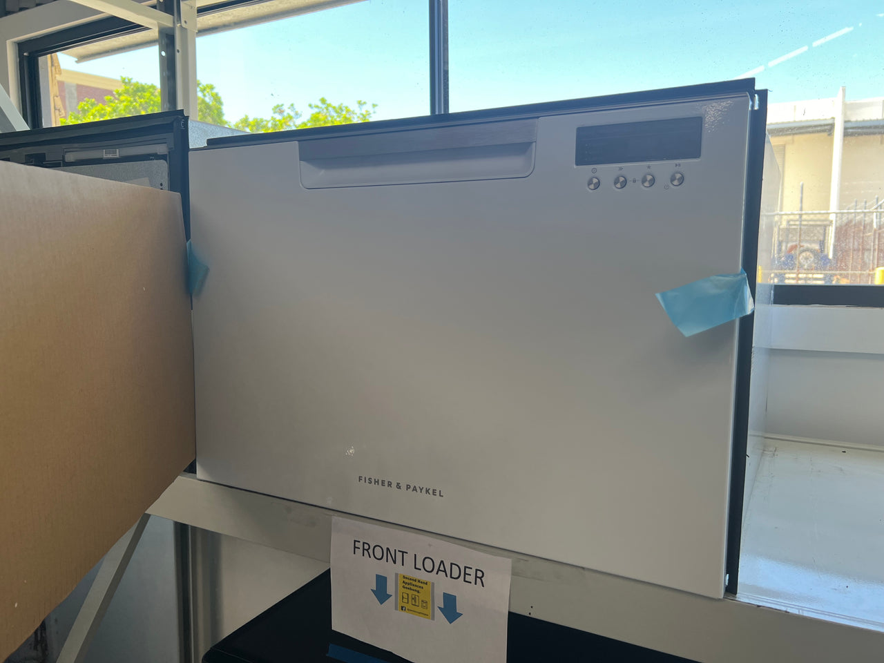 Factory second Fisher&Paykel Single DishDrawer - white DD60SCW9 - Second Hand Appliances Geebung