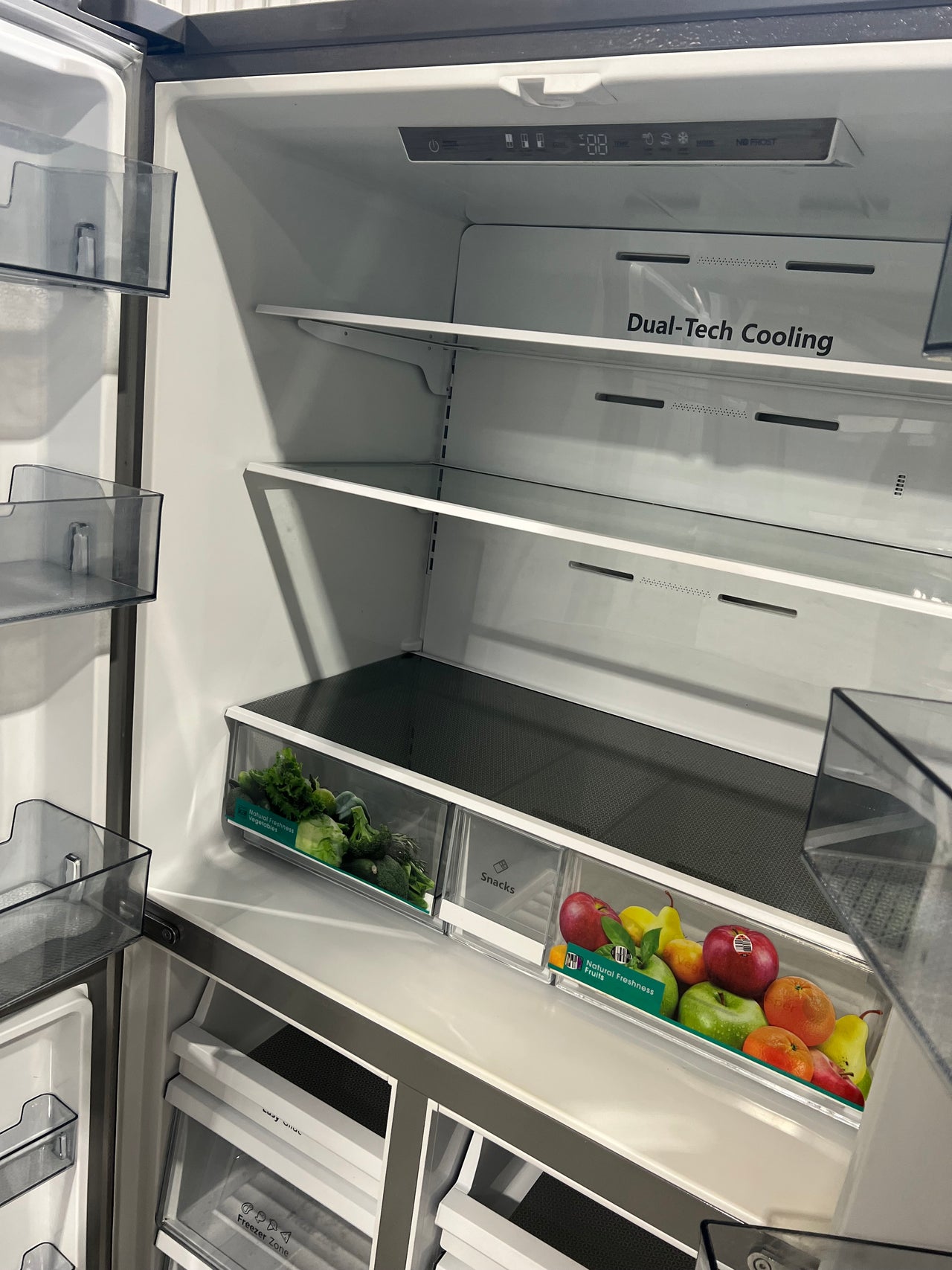 Factory second HISENSE HR6CDFF670S 670L Quad Door Fridge - Second Hand Appliances Geebung