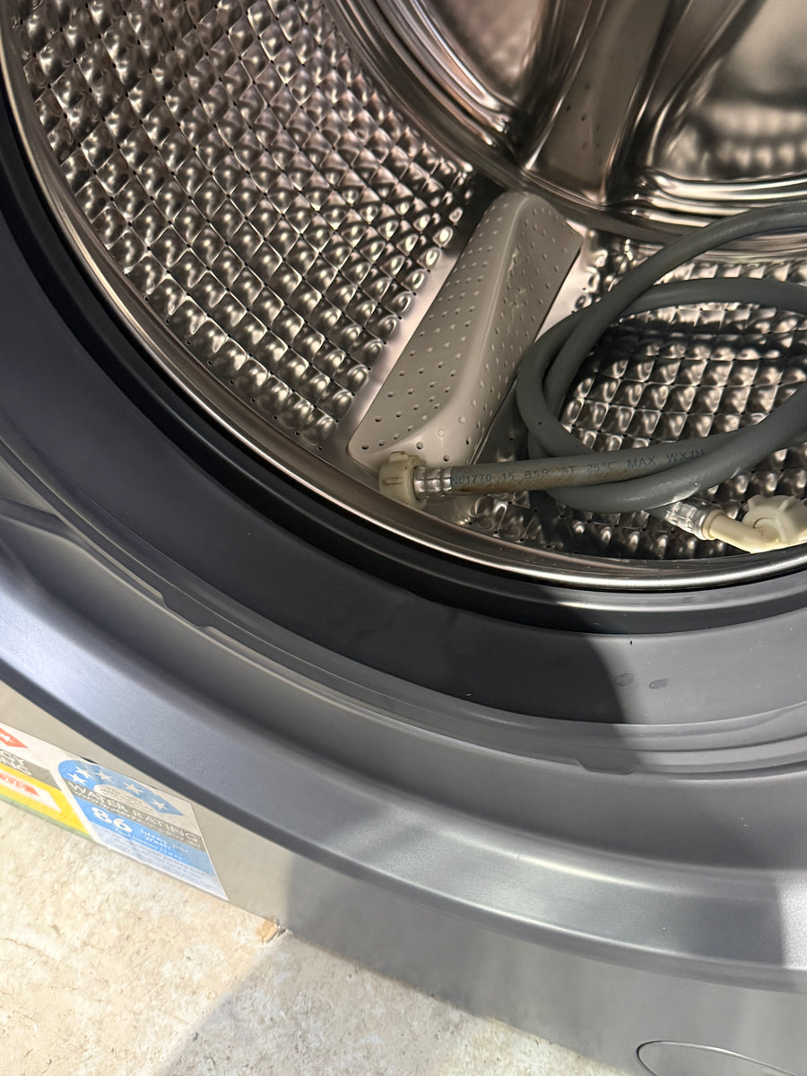 Factory second Haier 12kg 600 Series Front Load Washing Machine – Black Model: HWF12PXB1 - Second Hand Appliances Geebung