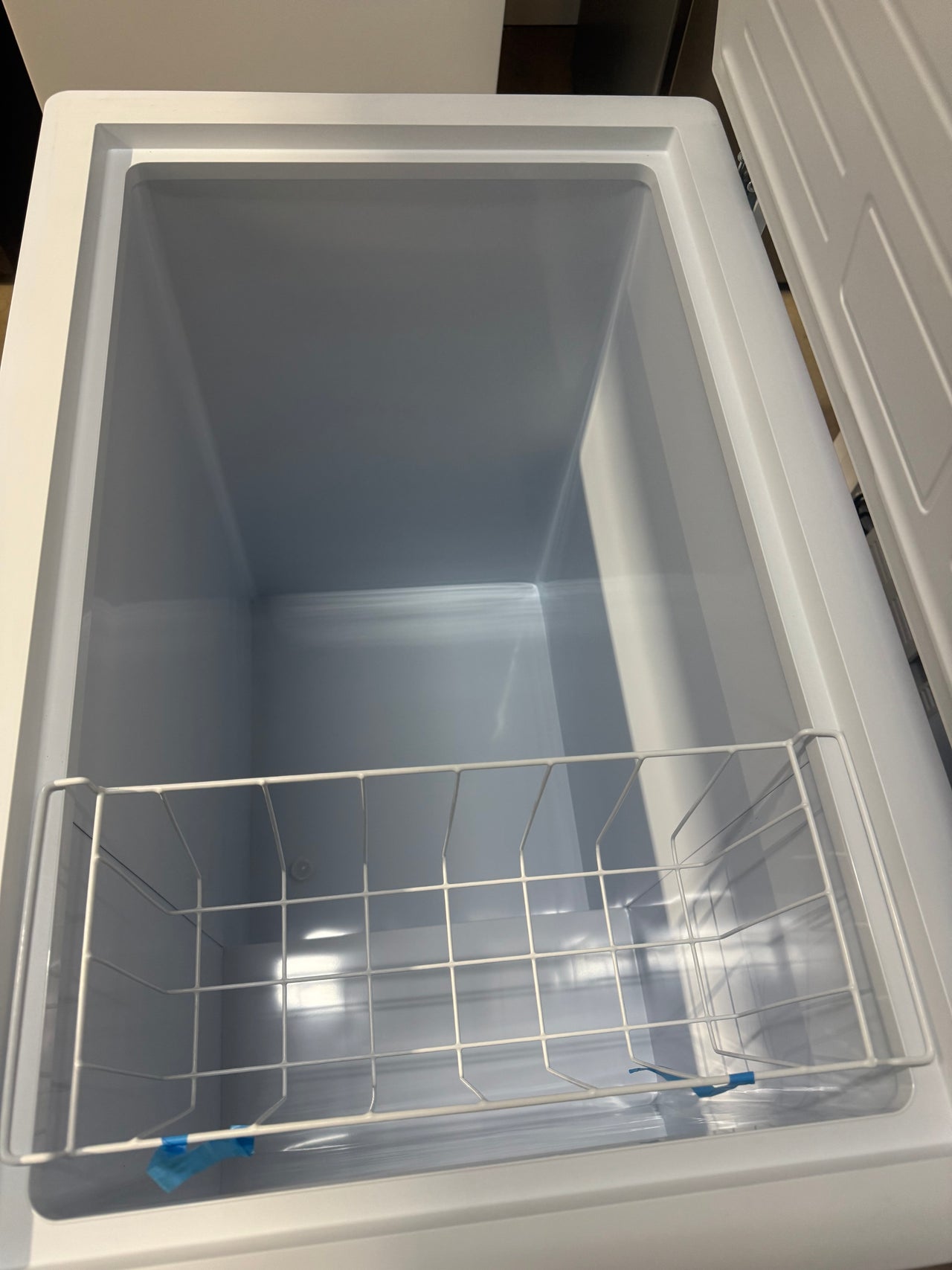 Factory second Haier 194L Chest Freezer HCF194W - Second Hand Appliances Geebung