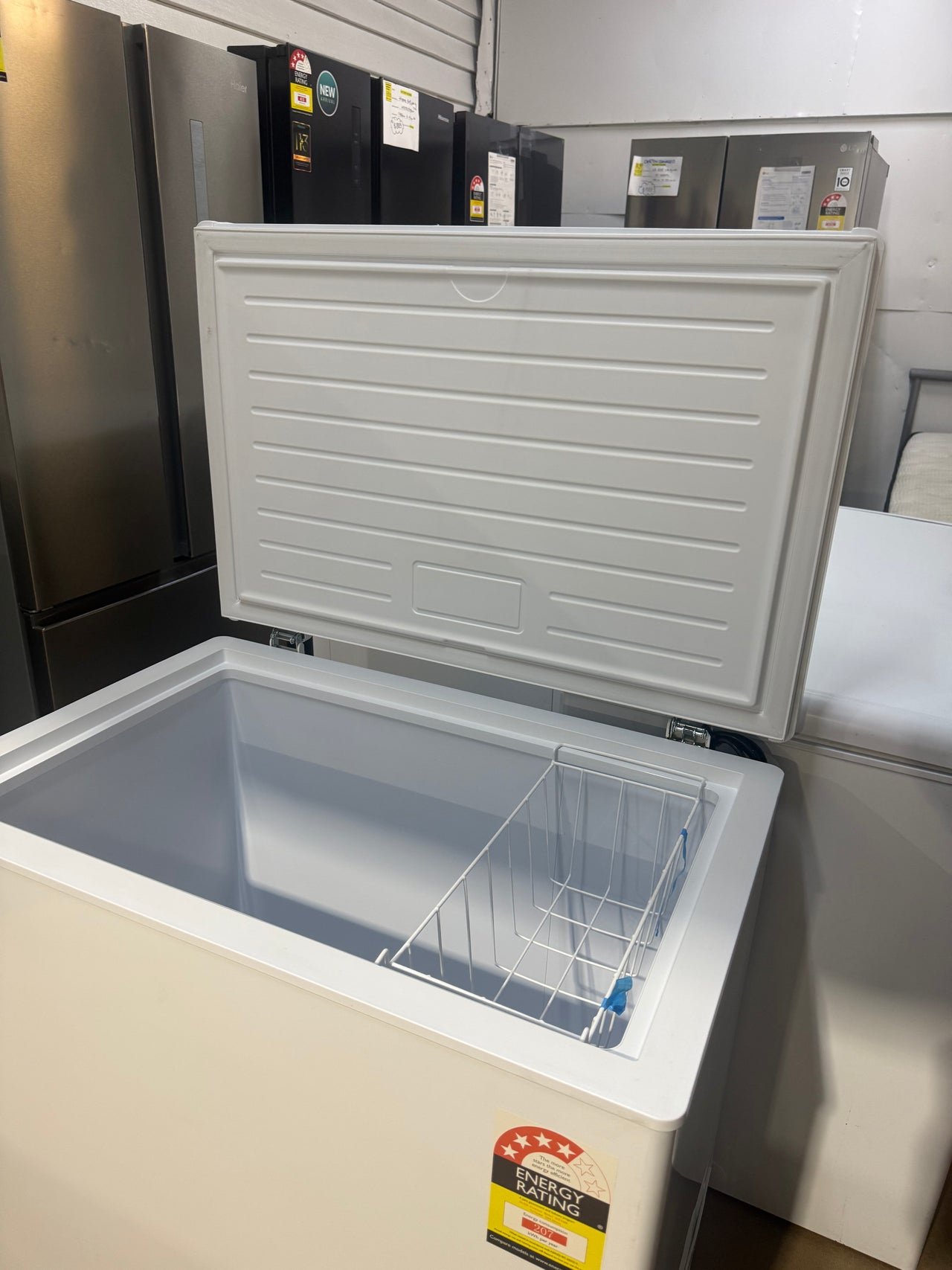 Factory second Haier 194L Chest Freezer HCF194W - Second Hand Appliances Geebung