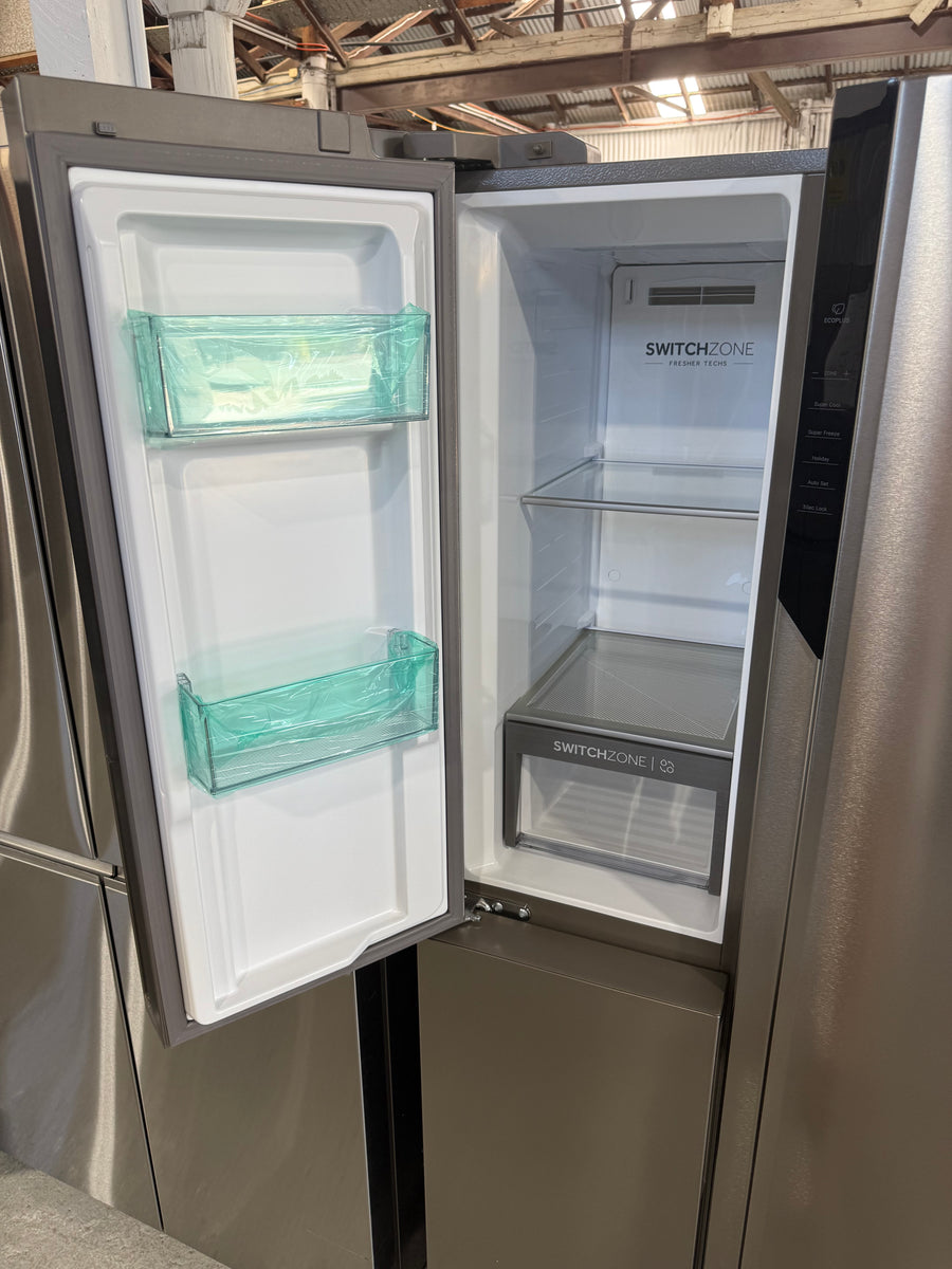 Factory second Haier 575L Side By Side Refrigerator - Second Hand Appliances Geebung