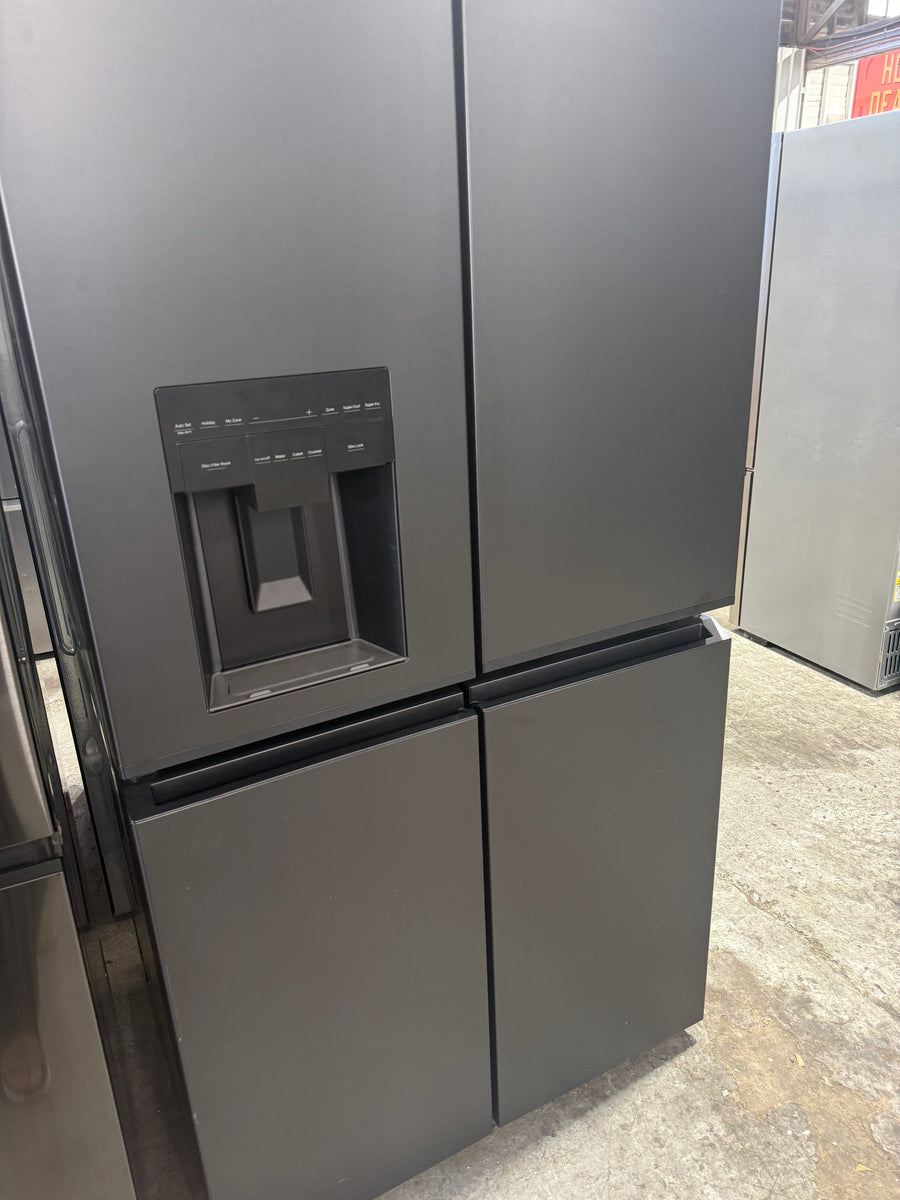 Factory second Haier 601L 600 Series Quad Door Refrigerator Freezer – Matte Black, Ice & Water  Model: HRF680YZC - Second Hand Appliances Geebung