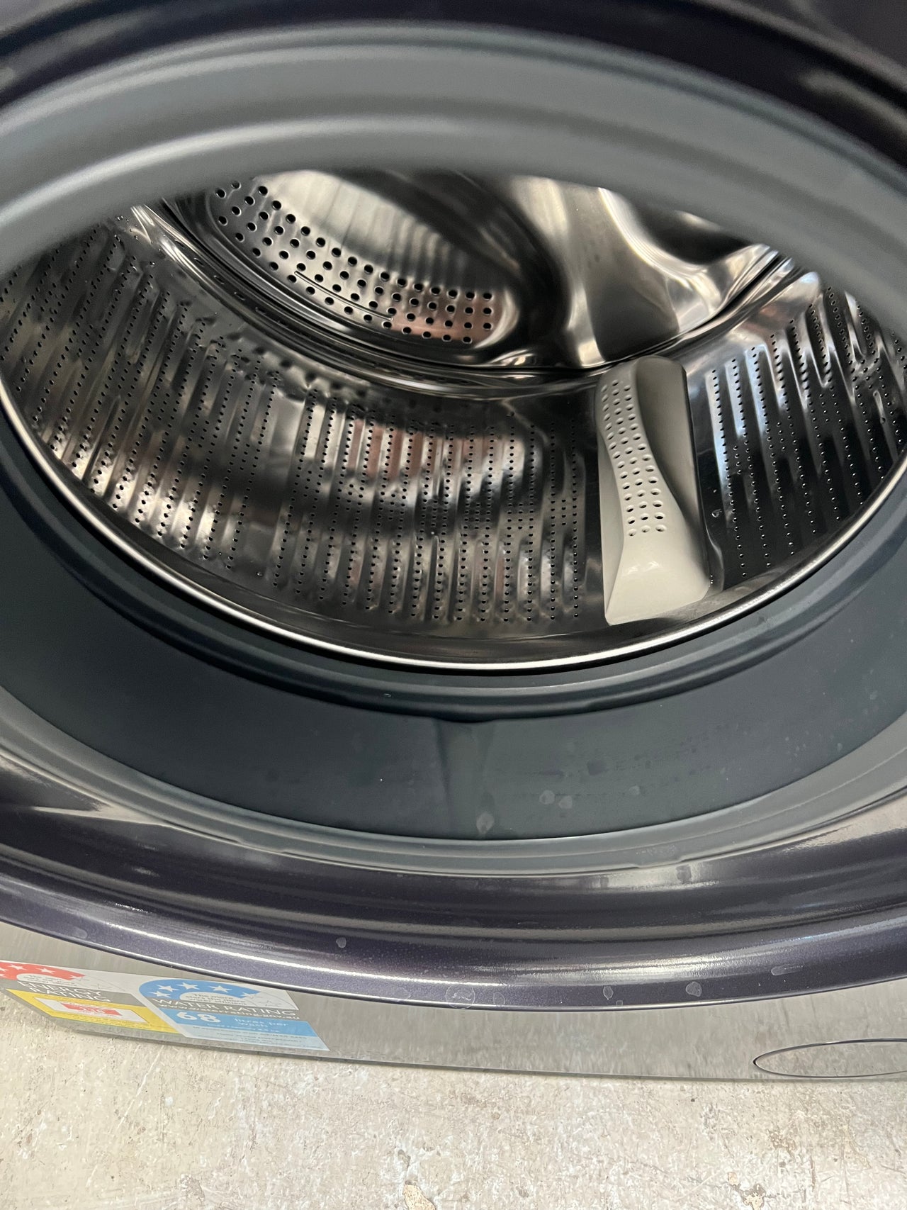 Transportation damaged Haier 8kg Front Load Washer HWF80ANB1 - Second Hand Appliances Geebung