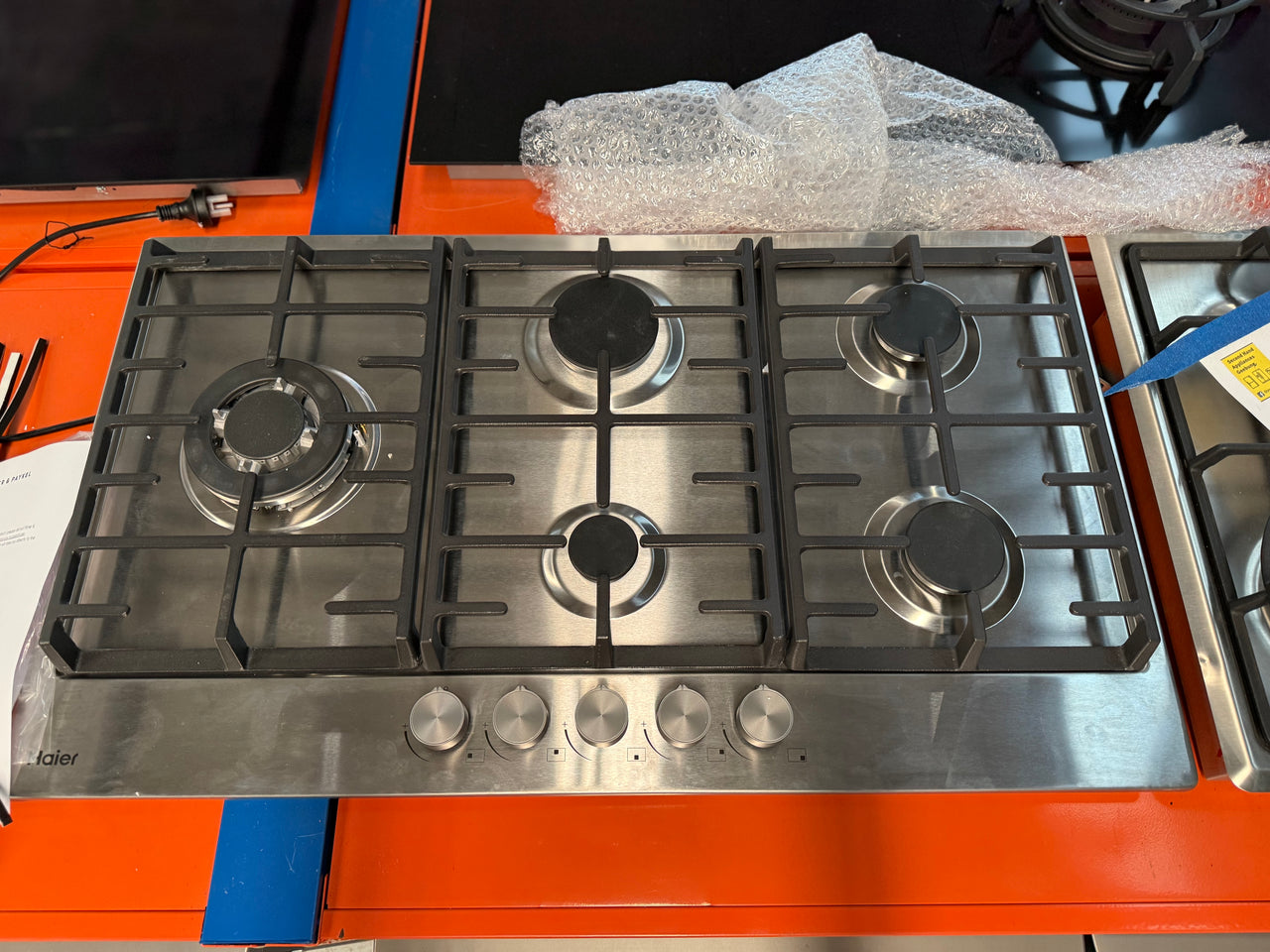 Factory second Haier 90cm Gas Cooktop HCG905WFCX3 - Second Hand Appliances Geebung