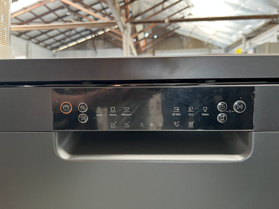 Factory second Haier Freestanding Dishwasher HDW15F2B1 - Second Hand Appliances Geebung