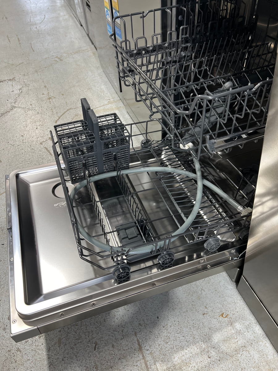 Haier Freestanding Dishwasher Satina HDW15F2S1 - Second Hand Appliances Geebung